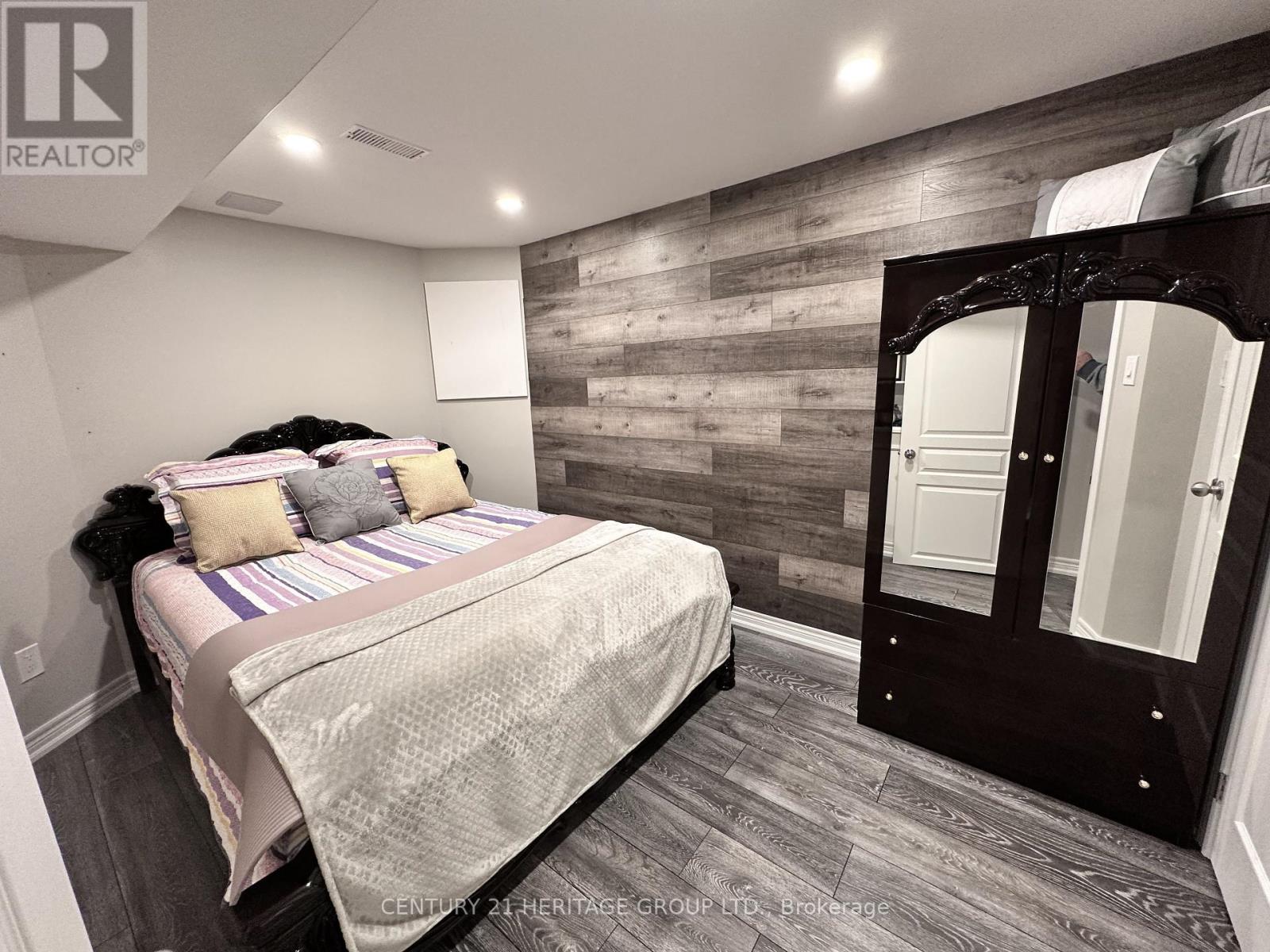 11 - 1 Tower Gate, Brampton, Ontario  L6P 1C3 - Photo 22 - W12396480