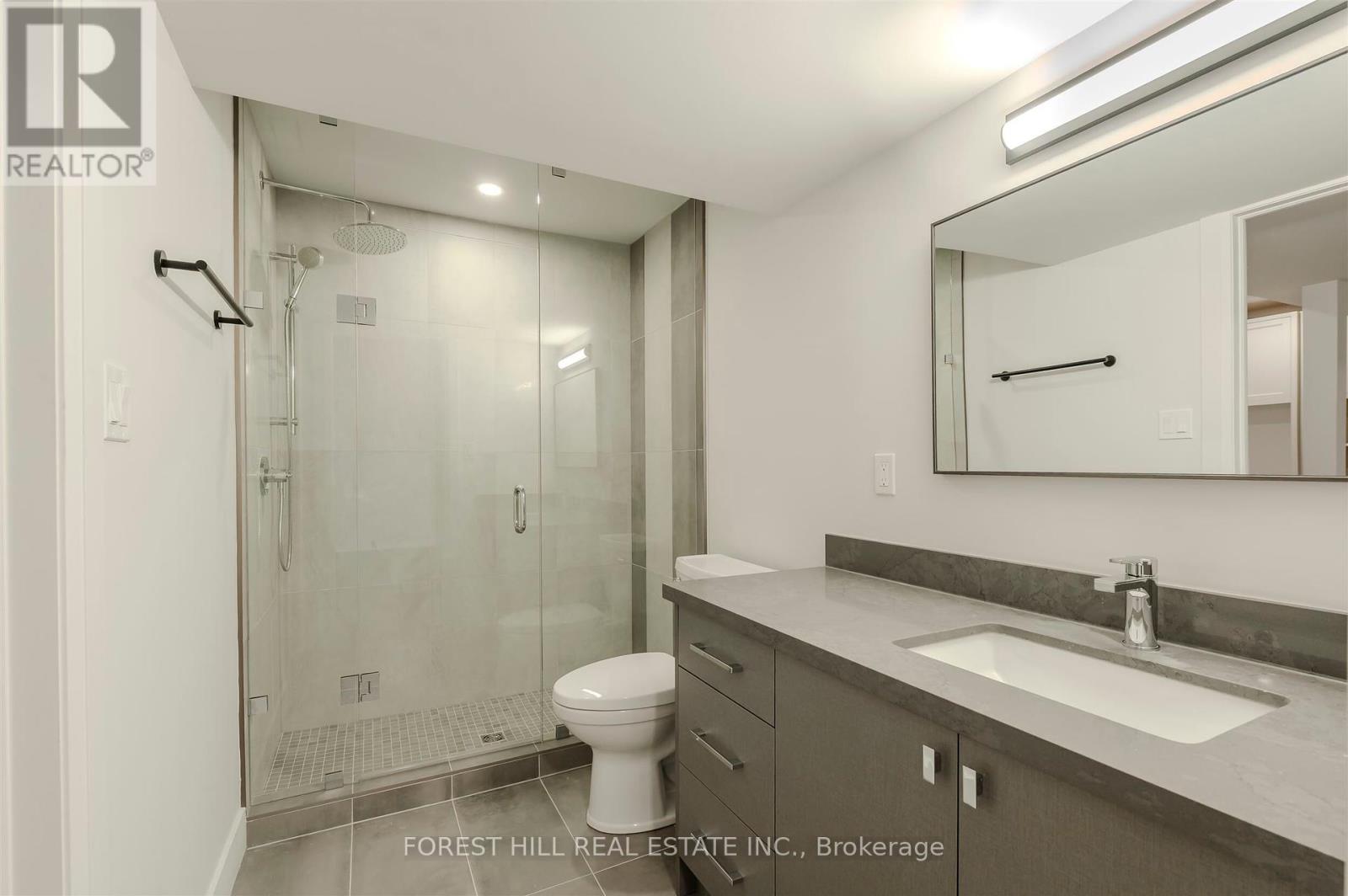 3 - 174 Sunnyside Avenue, Toronto, Ontario  M6R 2P6 - Photo 12 - W12396501