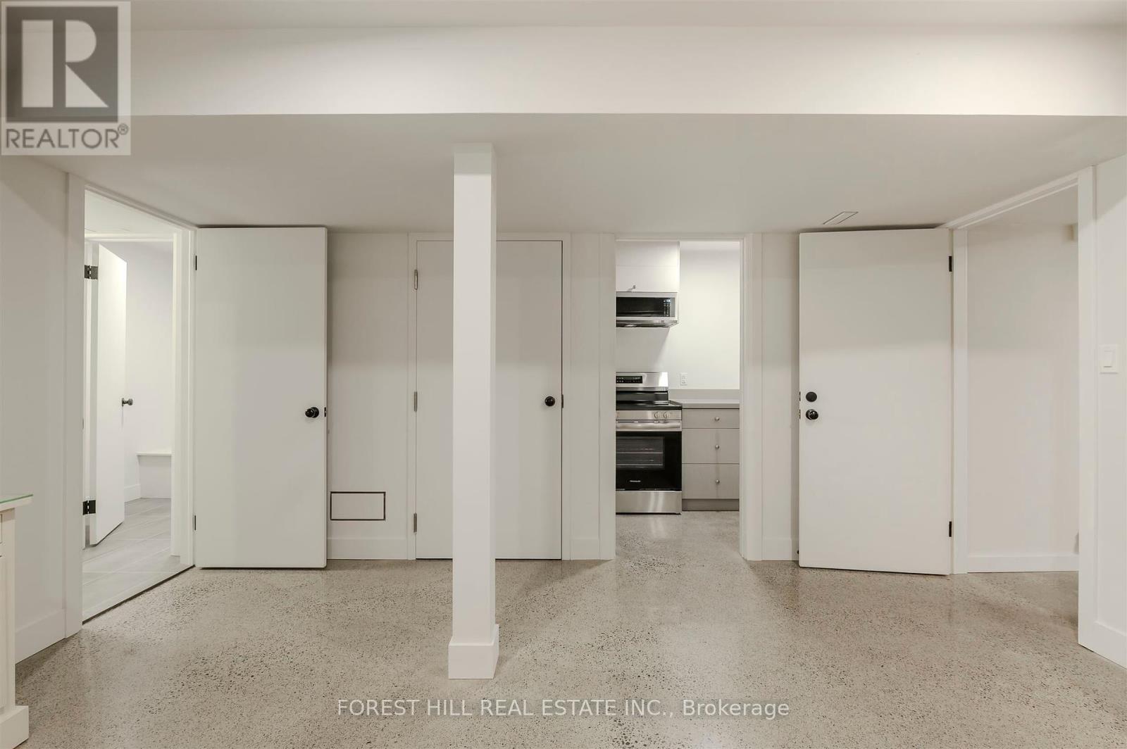 3 - 174 Sunnyside Avenue, Toronto, Ontario  M6R 2P6 - Photo 7 - W12396501