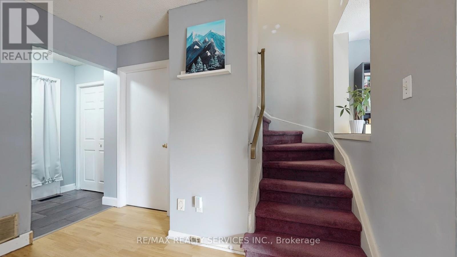 29 Primrose Crescent, Brampton, Ontario  L6Z 1E1 - Photo 17 - W12396531