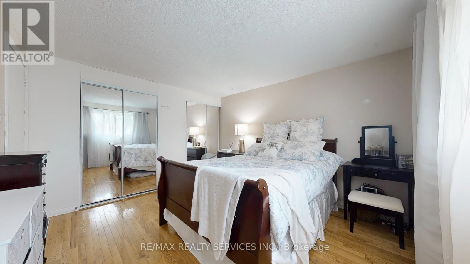 29 Primrose Crescent, Brampton, Ontario  L6Z 1E1 - Photo 20 - W12396531