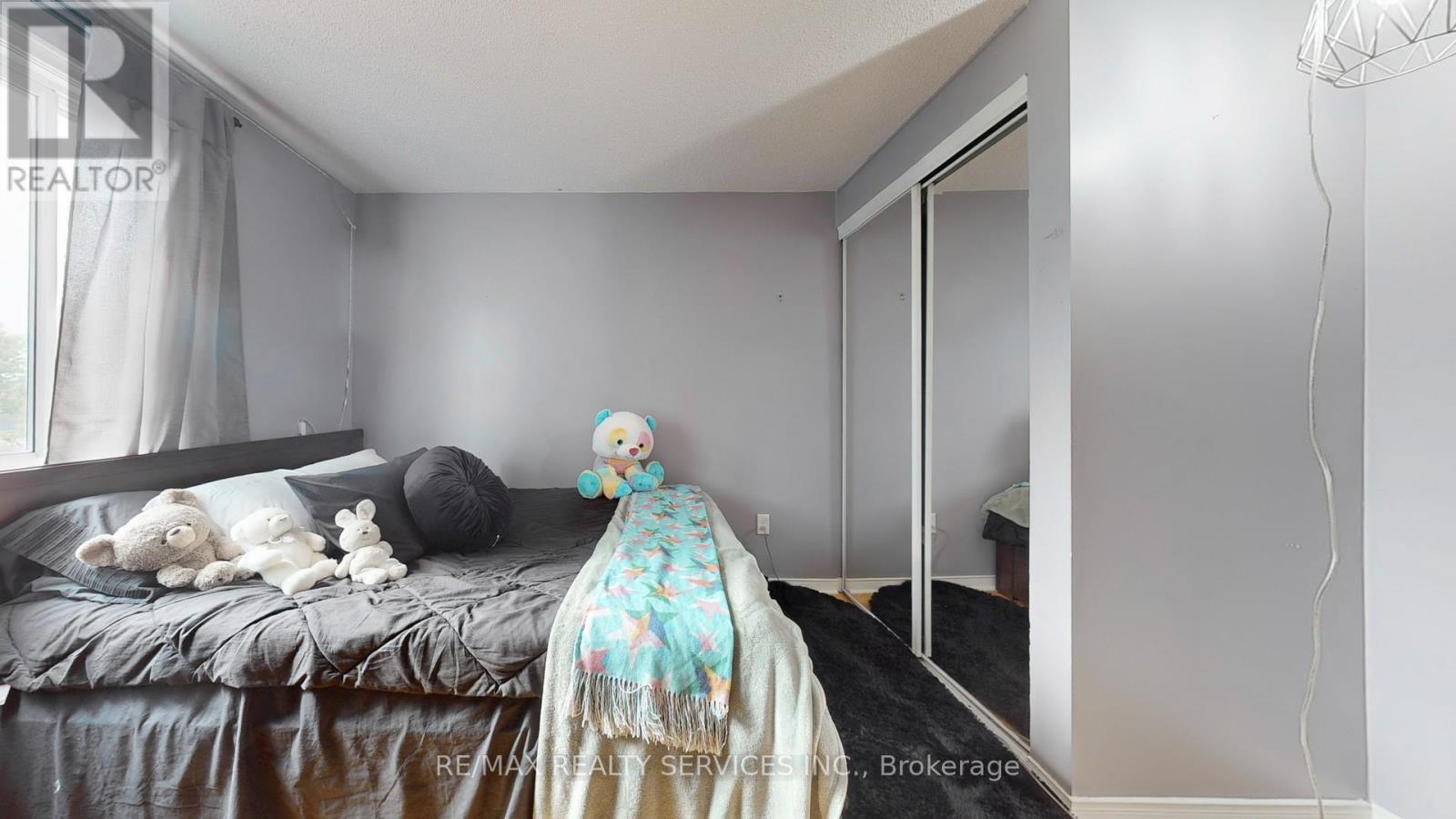 29 Primrose Crescent, Brampton, Ontario  L6Z 1E1 - Photo 29 - W12396531