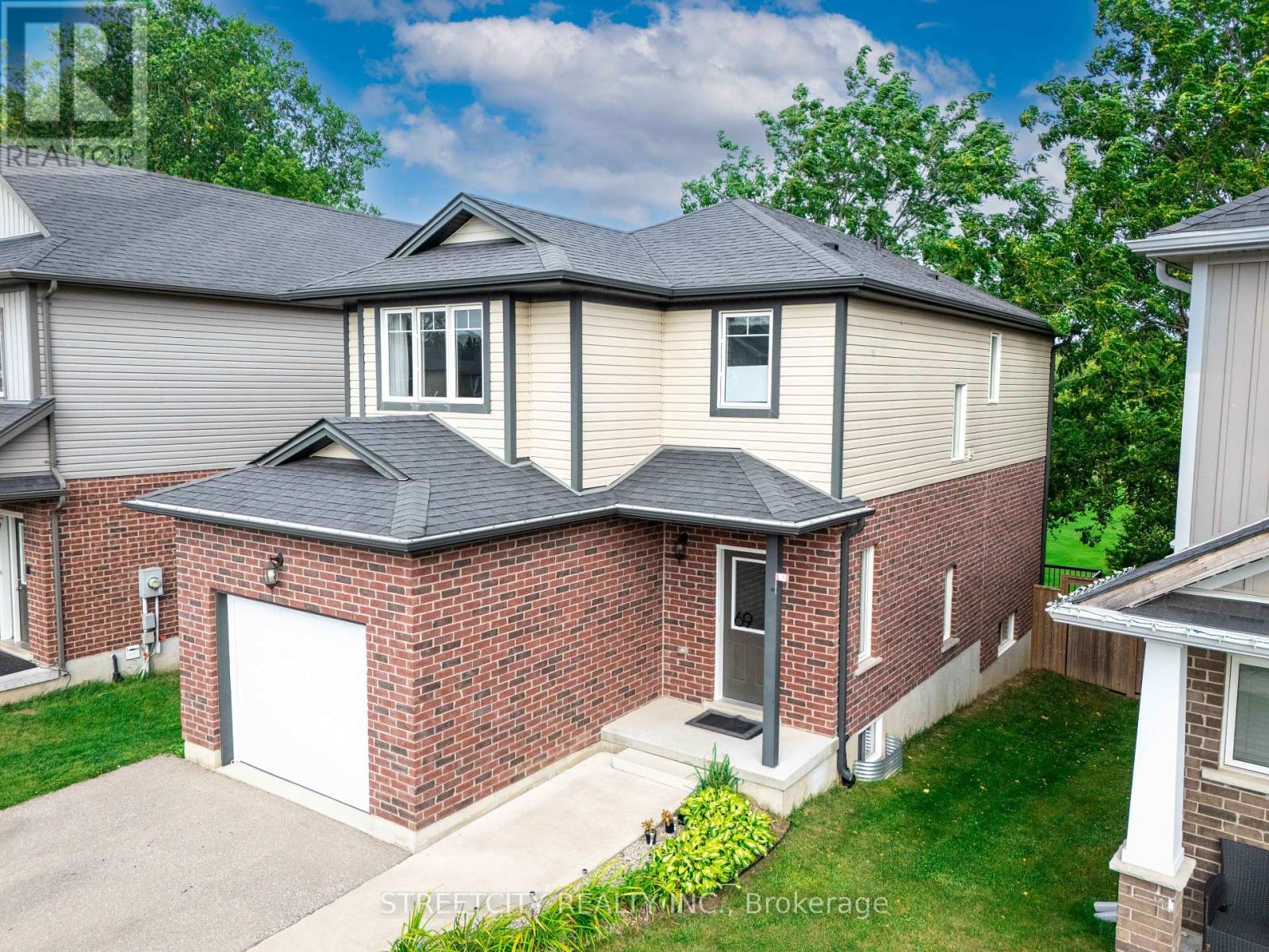 69 Yvonne Crescent, London South, Ontario  N5Z 0A5 - Photo 1 - X12396639