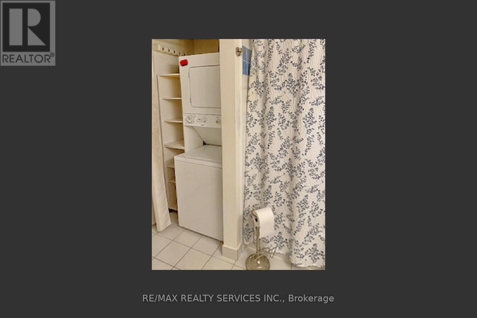 611 - 12 Laurelcrest Street, Brampton, Ontario  L6S 5Y4 - Photo 9 - W12396550