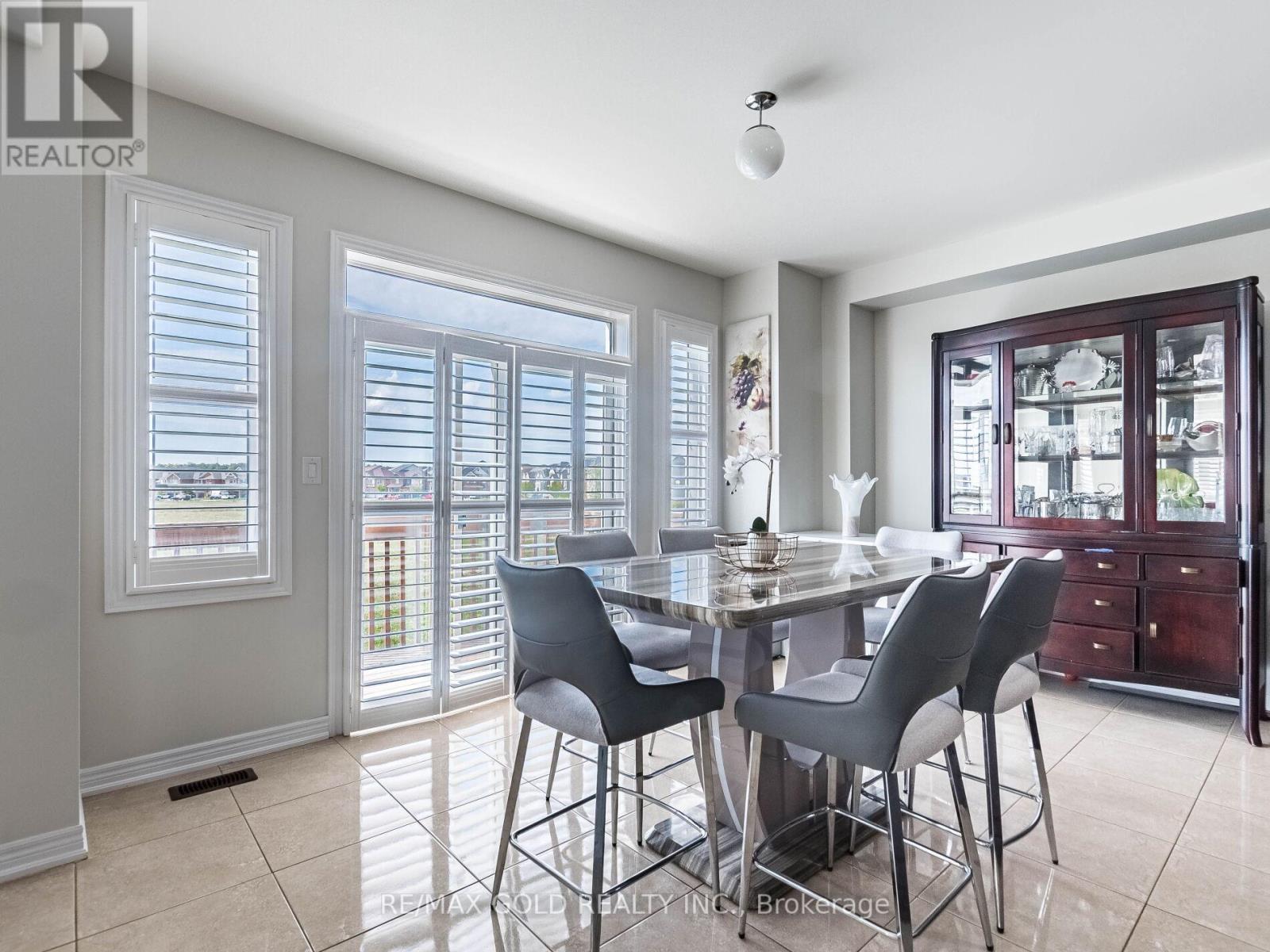 62 Masken Circle, Brampton (Northwest Brampton), Ontario  L7A 4K3 - Photo 21 - W12396552