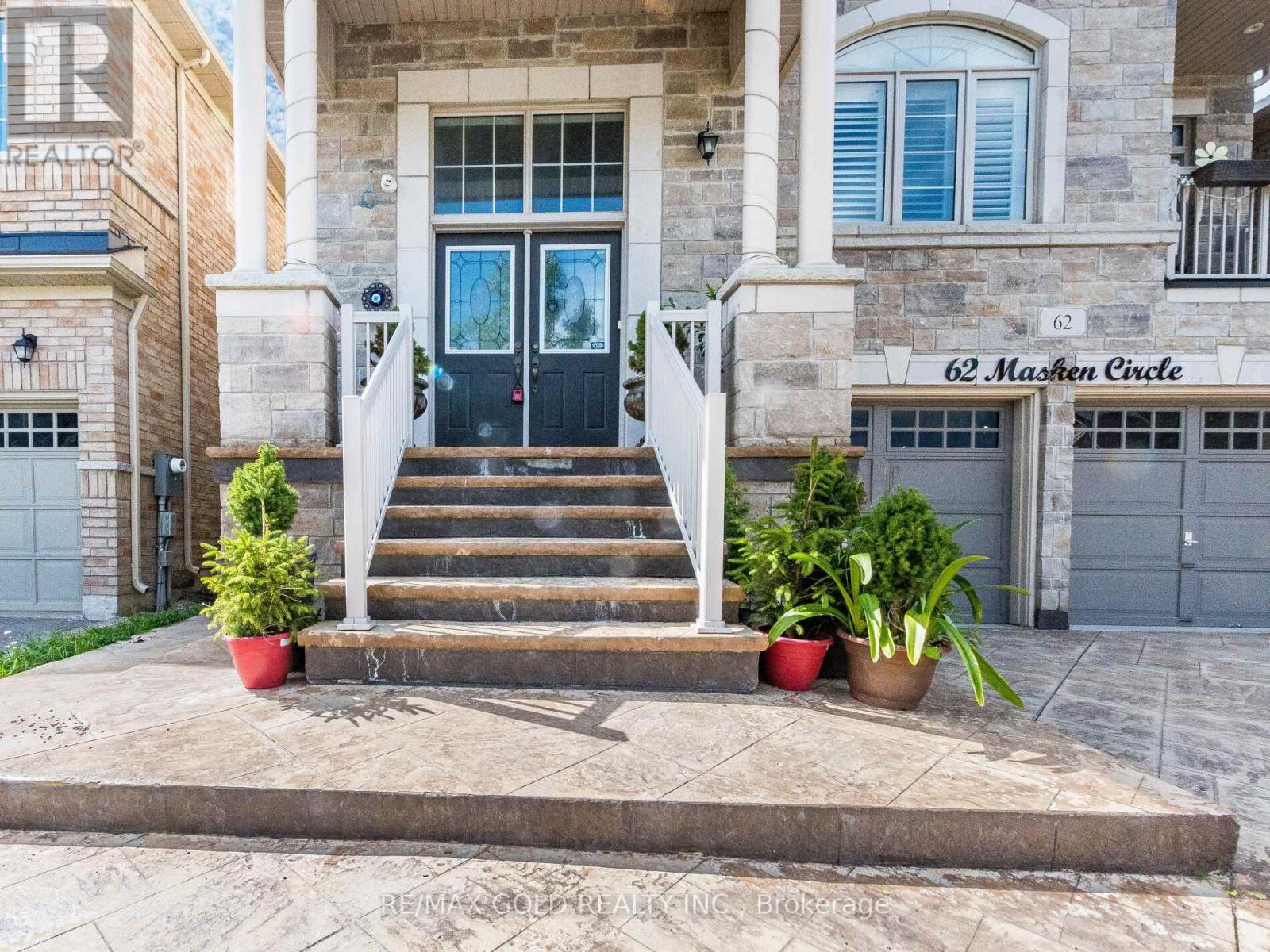 62 Masken Circle, Brampton (Northwest Brampton), Ontario  L7A 4K3 - Photo 3 - W12396552