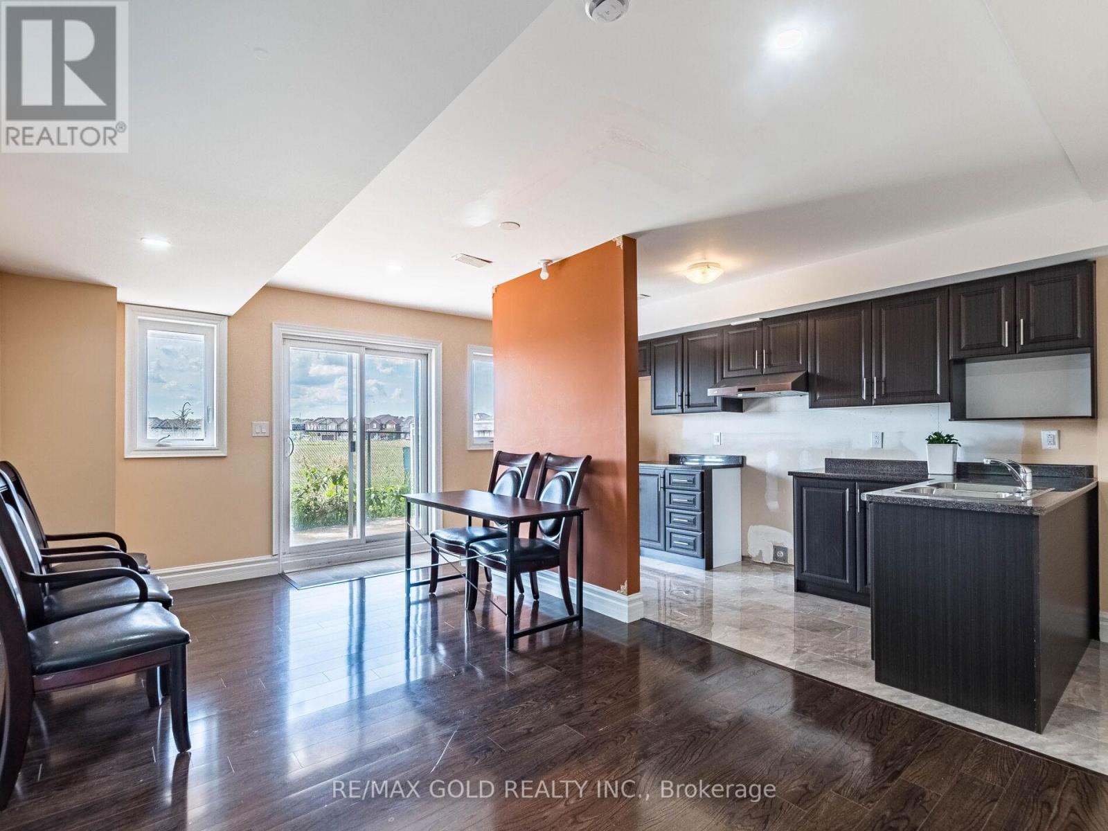 62 Masken Circle, Brampton (Northwest Brampton), Ontario  L7A 4K3 - Photo 33 - W12396552