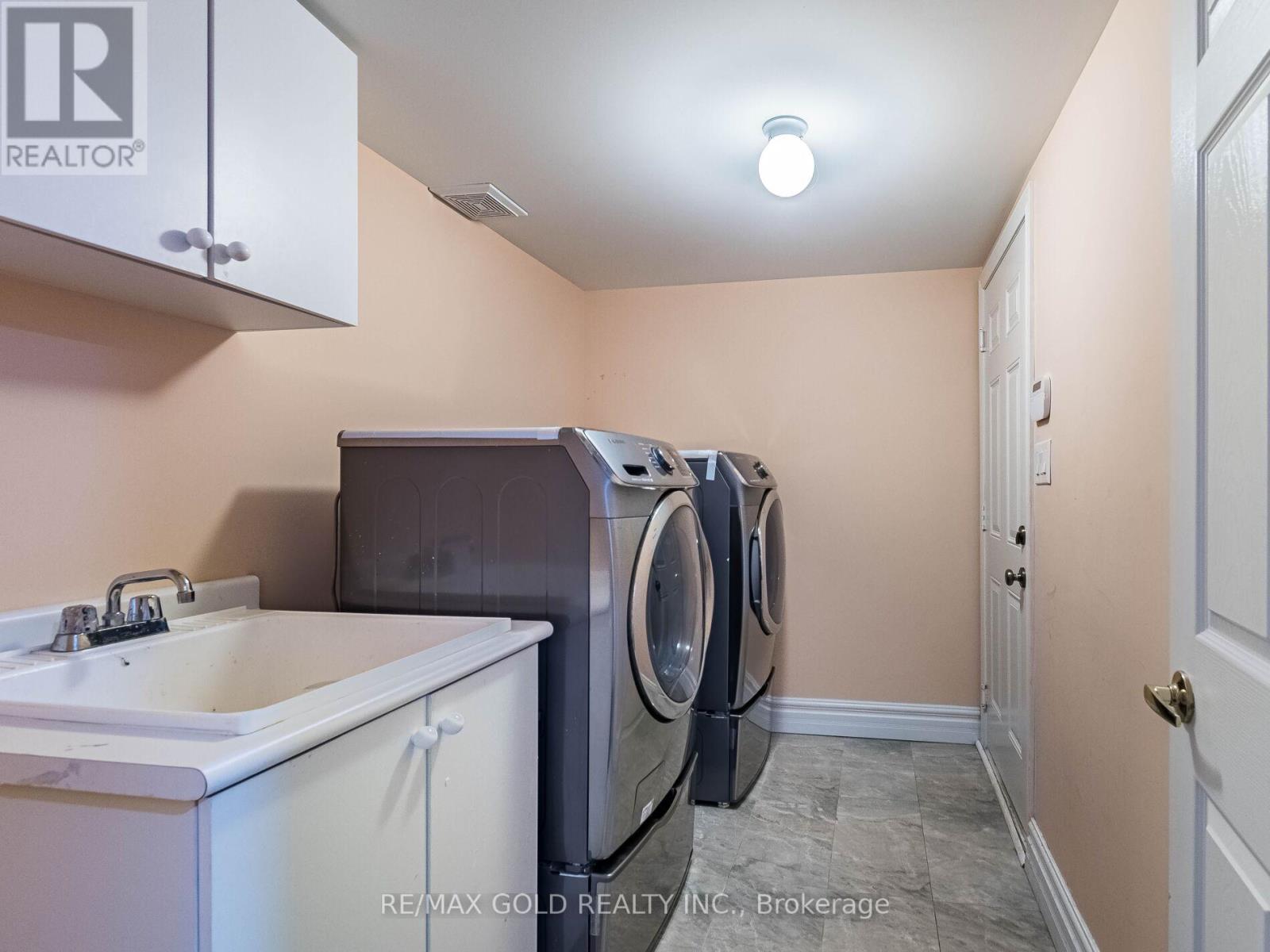 62 Masken Circle, Brampton (Northwest Brampton), Ontario  L7A 4K3 - Photo 40 - W12396552