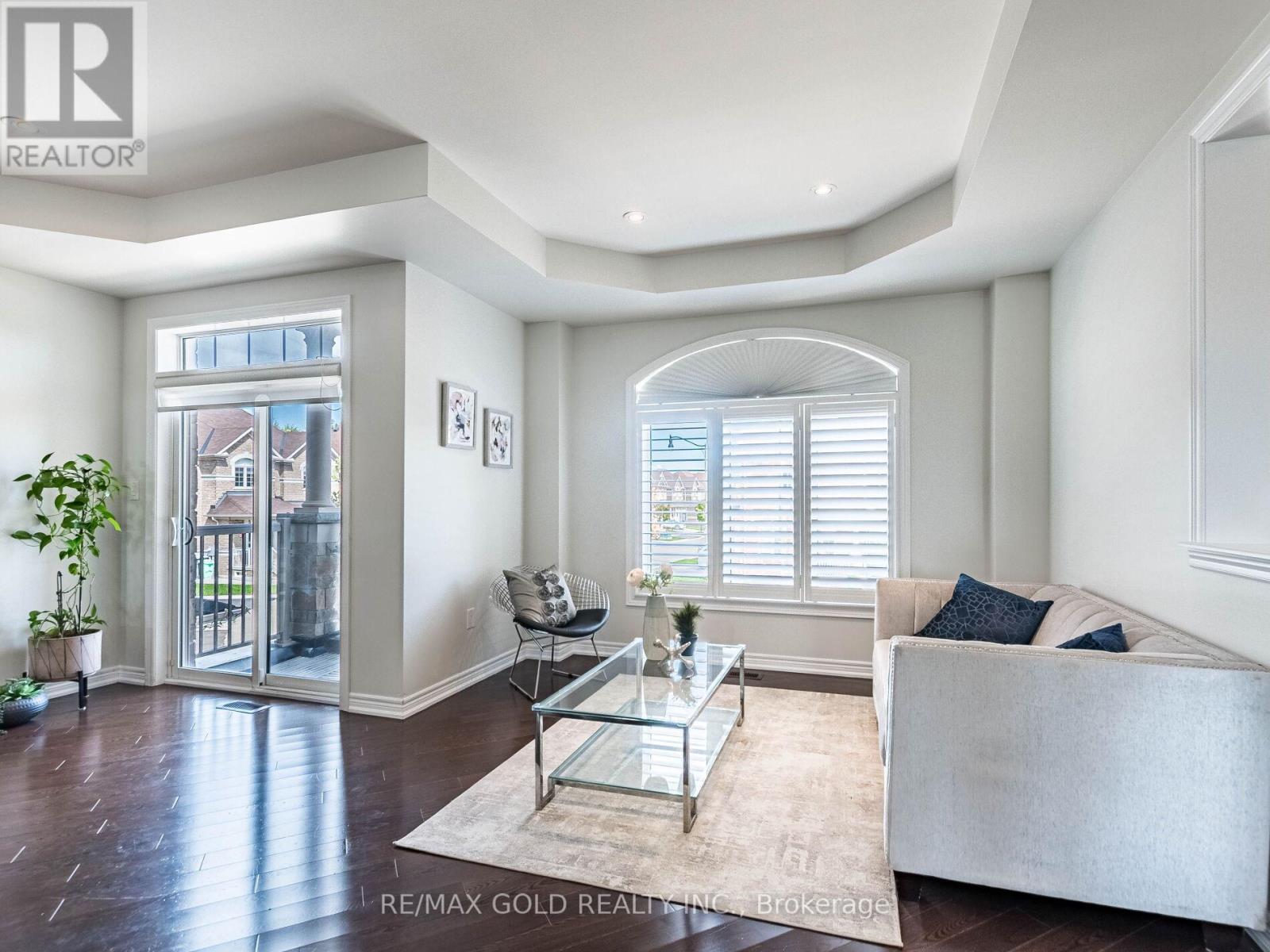 62 Masken Circle, Brampton (Northwest Brampton), Ontario  L7A 4K3 - Photo 6 - W12396552