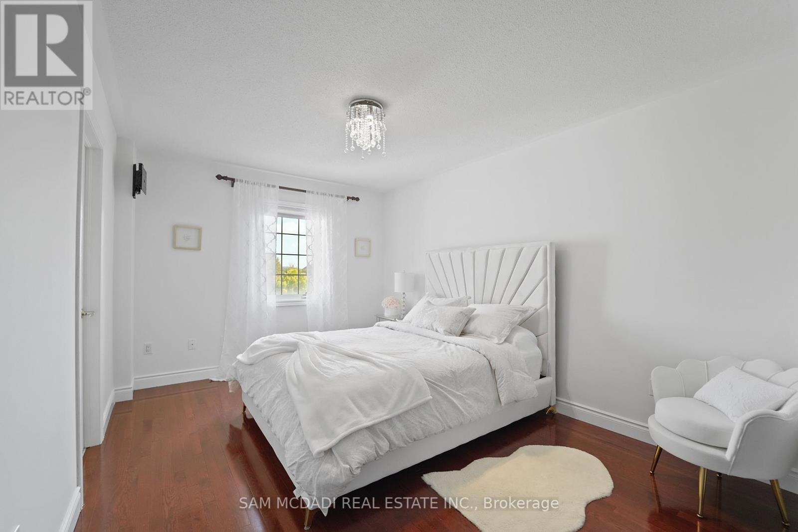 11 Louvre Circle, Brampton, Ontario  L6P 1W2 - Photo 47 - W12396555