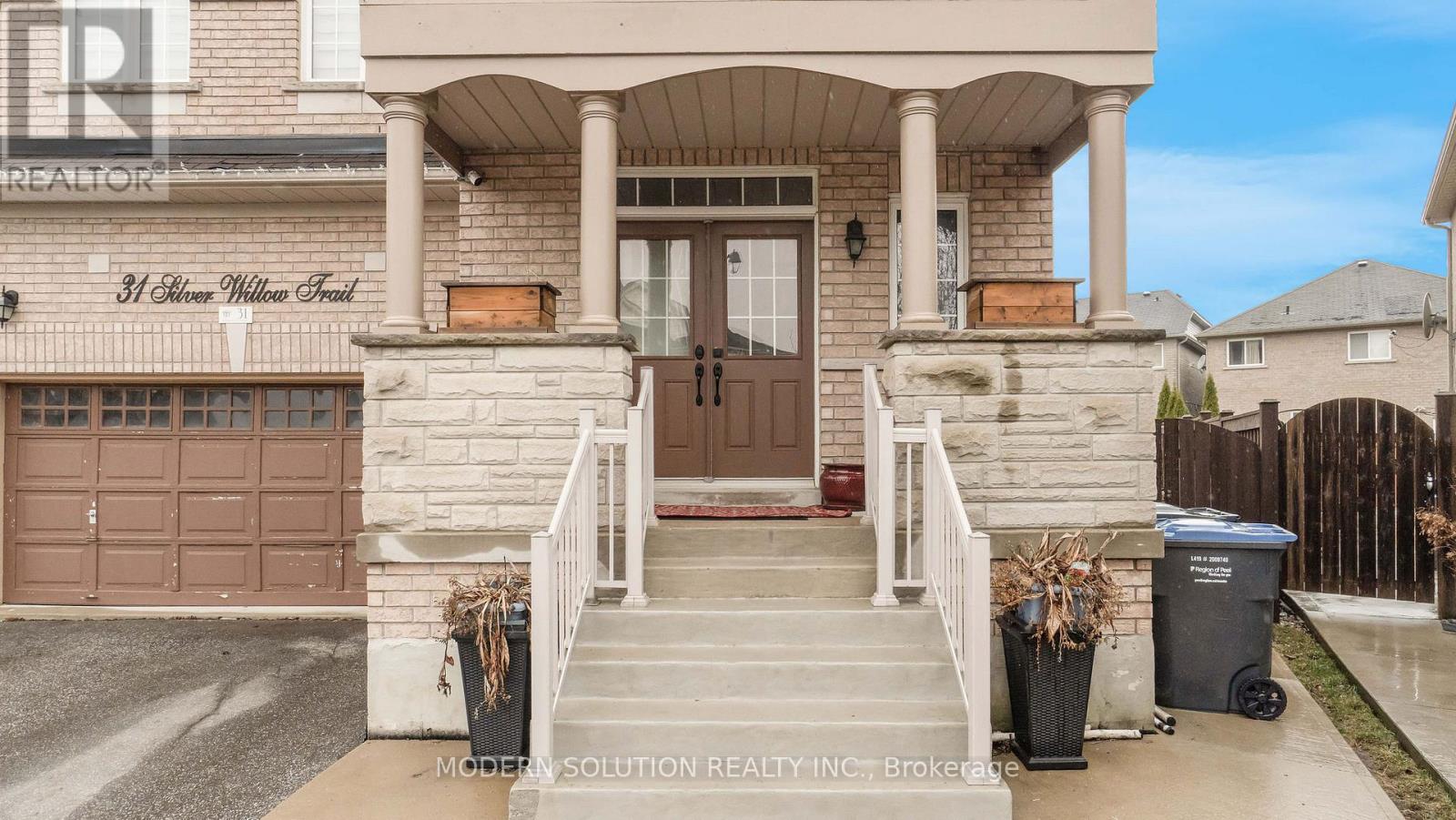 31 Silver Willow Trail, Brampton (Sandringham-Wellington), Ontario  L6R 0P2 - Photo 3 - W12396583