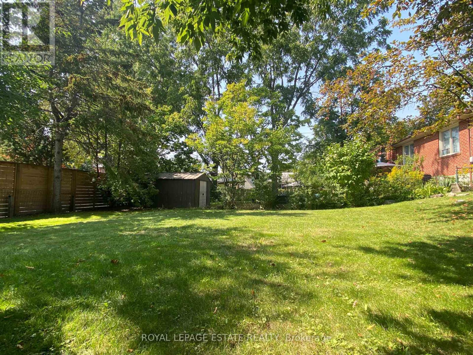 3989 Bloor Street W, Toronto, Ontario  M9B 1M2 - Photo 5 - W12396606