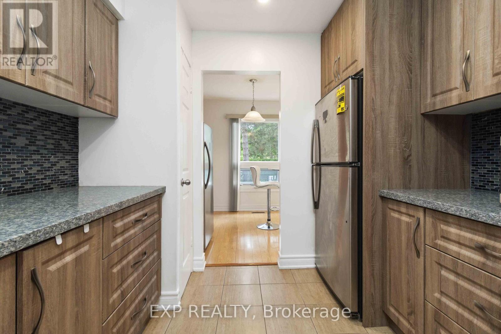115 - 1180 Mississauga Valley Boulevard, Mississauga (Mississauga Valleys), Ontario  L5A 3M9 - Photo 10 - W12396628