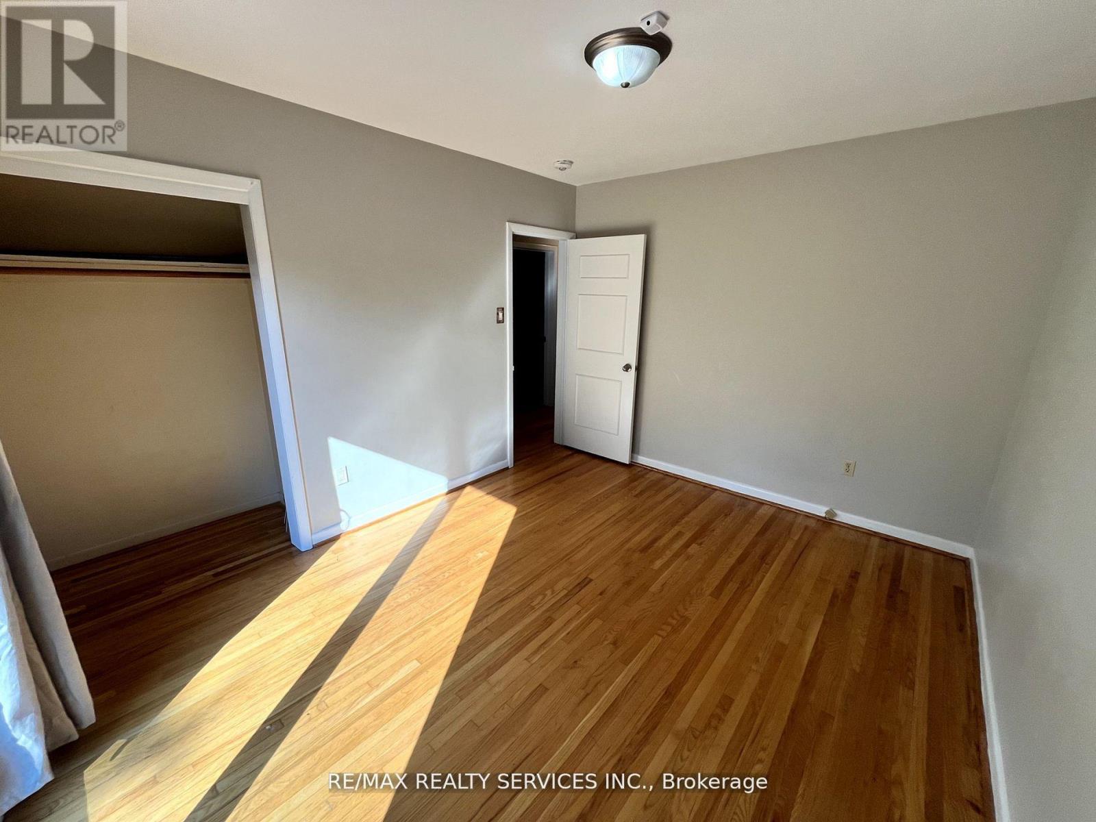 91 Ambleside Drive, Brampton, Ontario  L6Y 1C1 - Photo 16 - W12396642