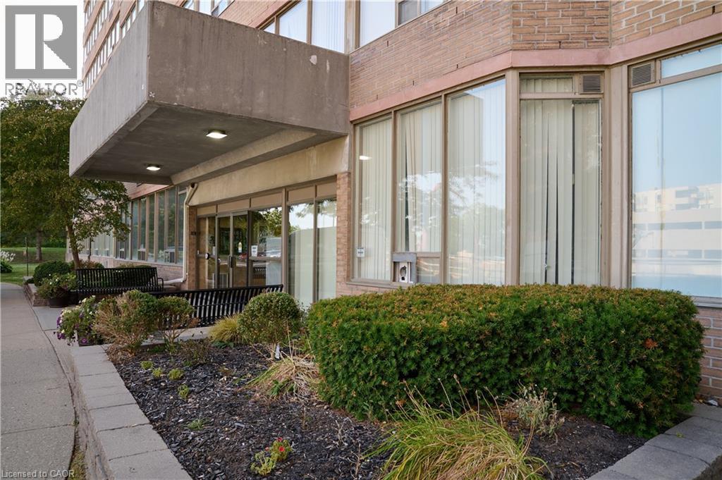 3227 King Street Unit# 909, Kitchener, Ontario  N2A 3Z9 - Photo 3 - 40768612