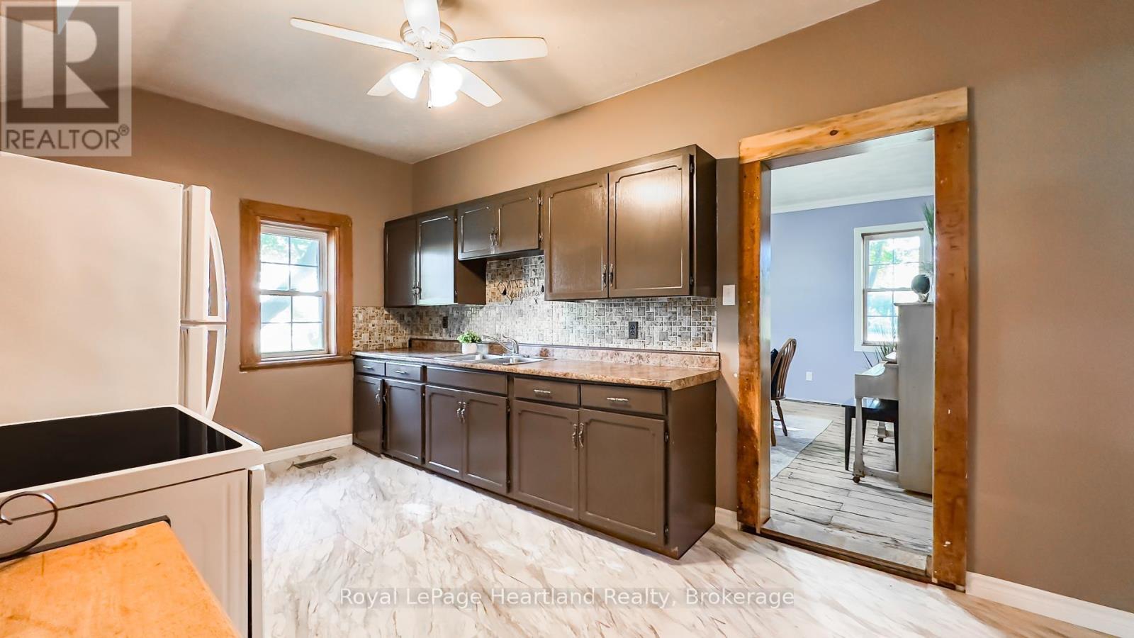 300 Blyth Road, North Huron, Ontario  N0M 1H0 - Photo 15 - X12396712