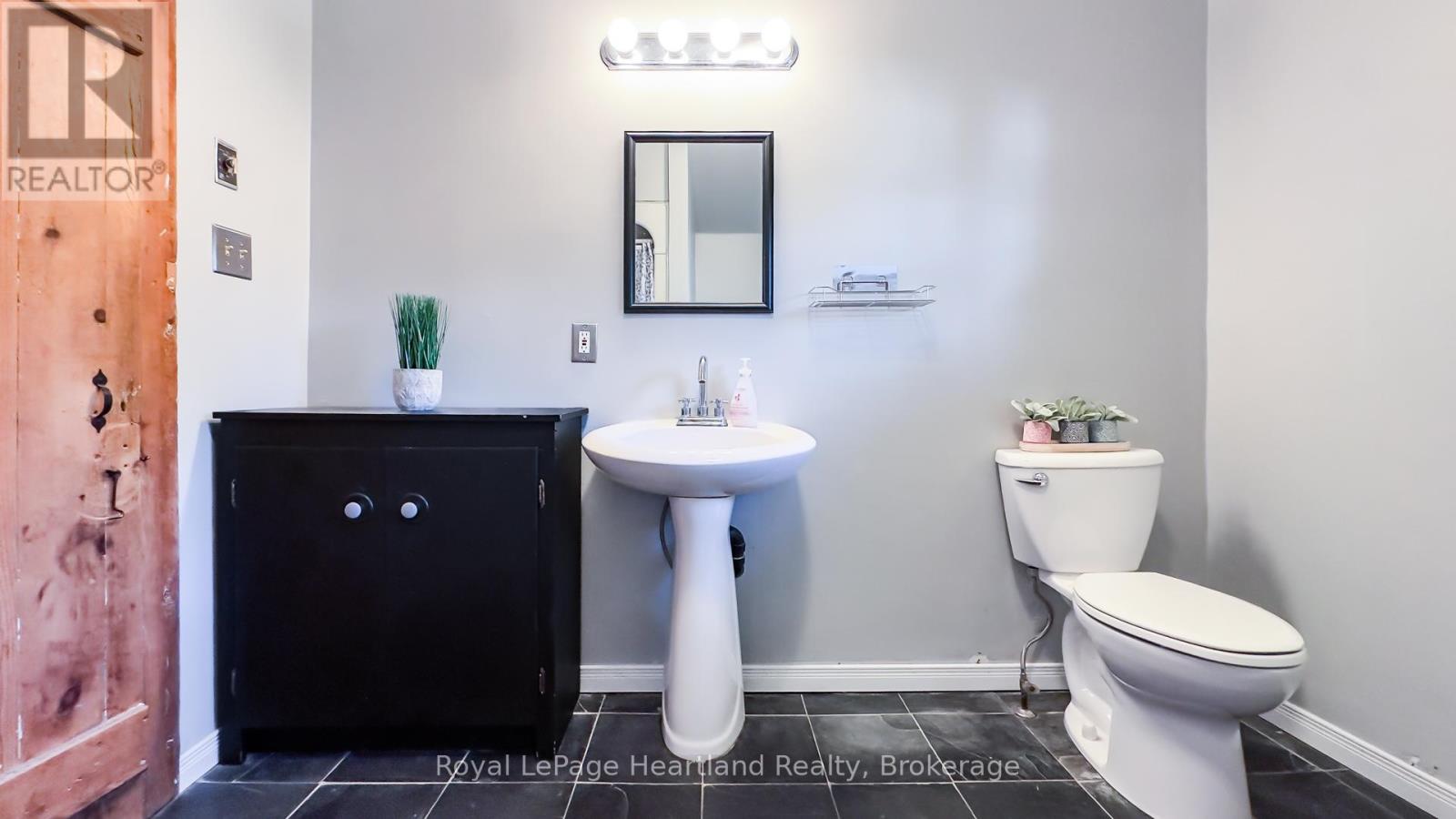 300 Blyth Road, North Huron, Ontario  N0M 1H0 - Photo 22 - X12396712