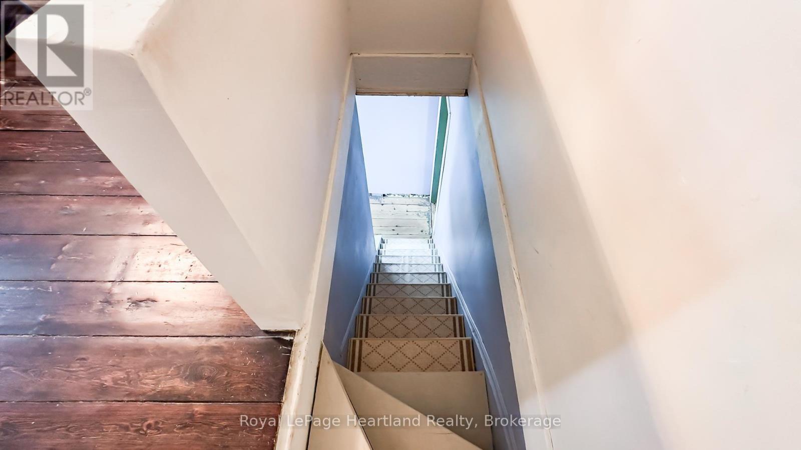 300 Blyth Road, North Huron, Ontario  N0M 1H0 - Photo 36 - X12396712