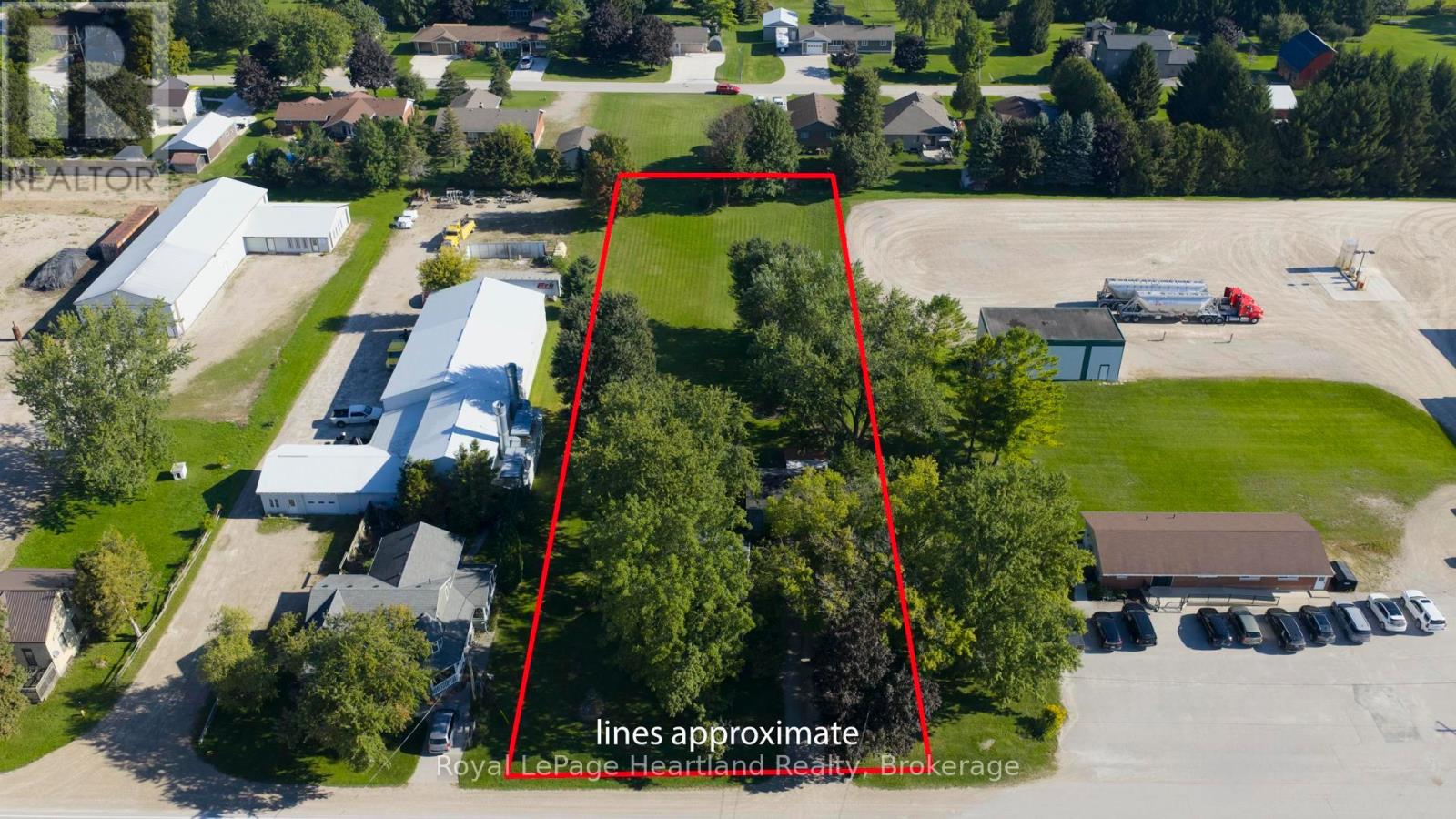 300 Blyth Road, North Huron, Ontario  N0M 1H0 - Photo 45 - X12396712