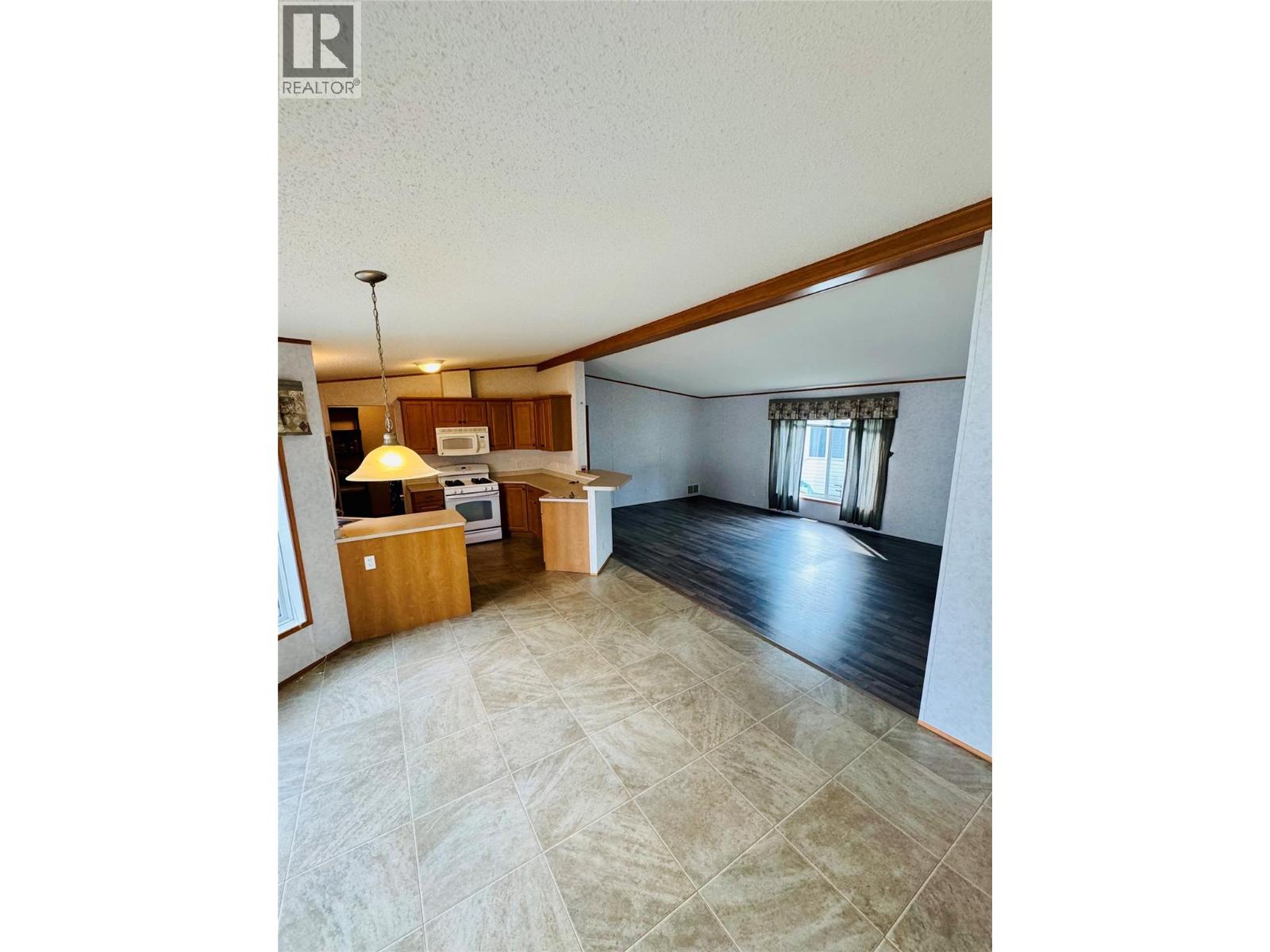 60 Cokato Road Unit# E3, Fernie, British Columbia  V0B 1M4 - Photo 10 - 10362574