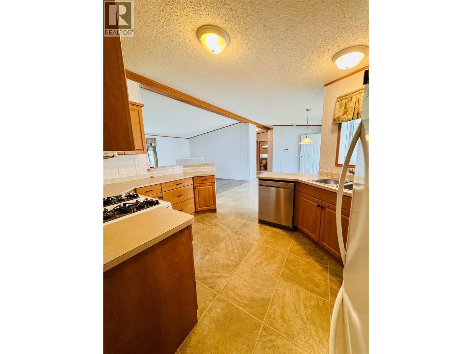 60 Cokato Road Unit# E3, Fernie, British Columbia  V0B 1M4 - Photo 7 - 10362574