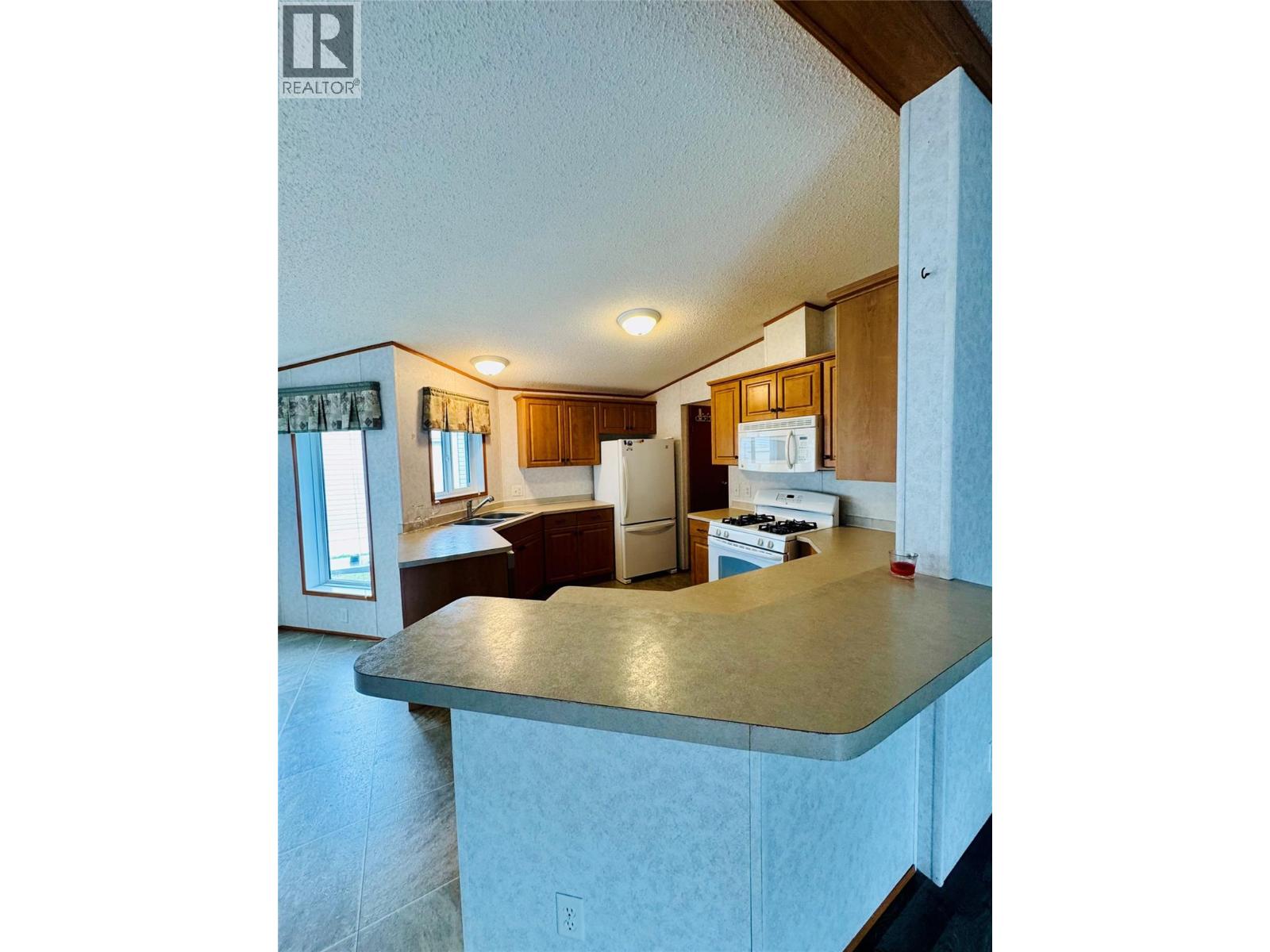 60 Cokato Road Unit# E3, Fernie, British Columbia  V0B 1M4 - Photo 8 - 10362574