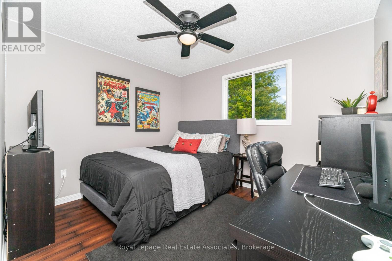 225 Golfwood Drive, Hamilton, Ontario  L9C 7C6 - Photo 22 - X12396473