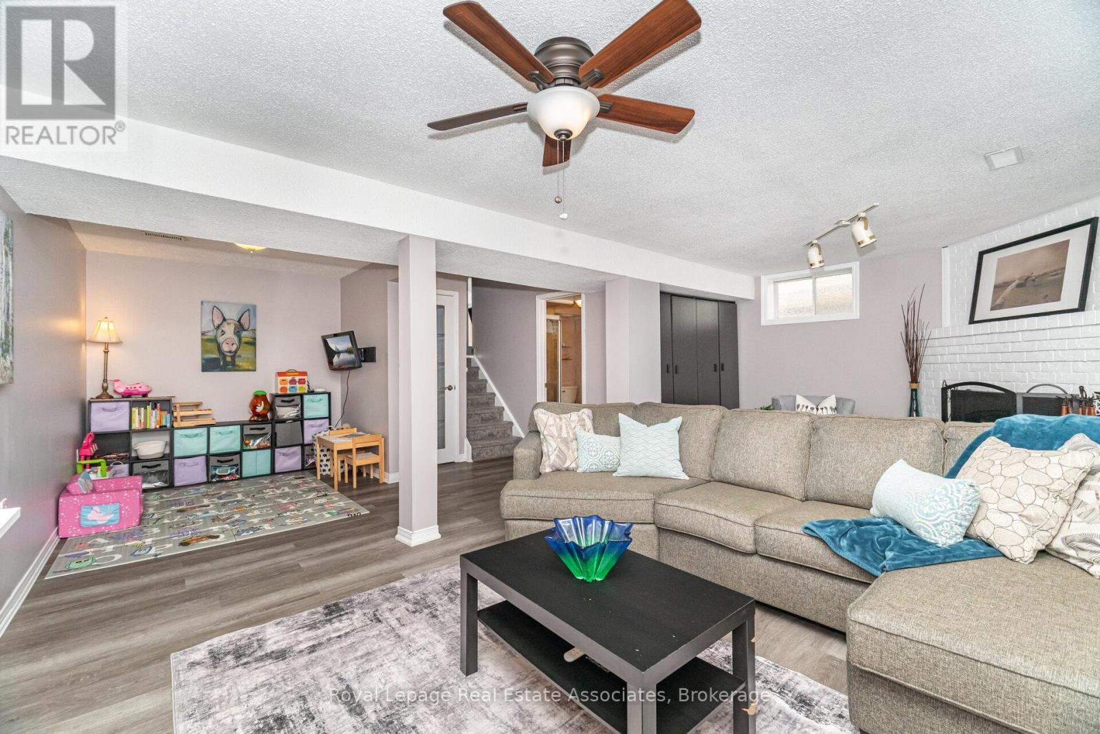 225 Golfwood Drive, Hamilton, Ontario  L9C 7C6 - Photo 28 - X12396473