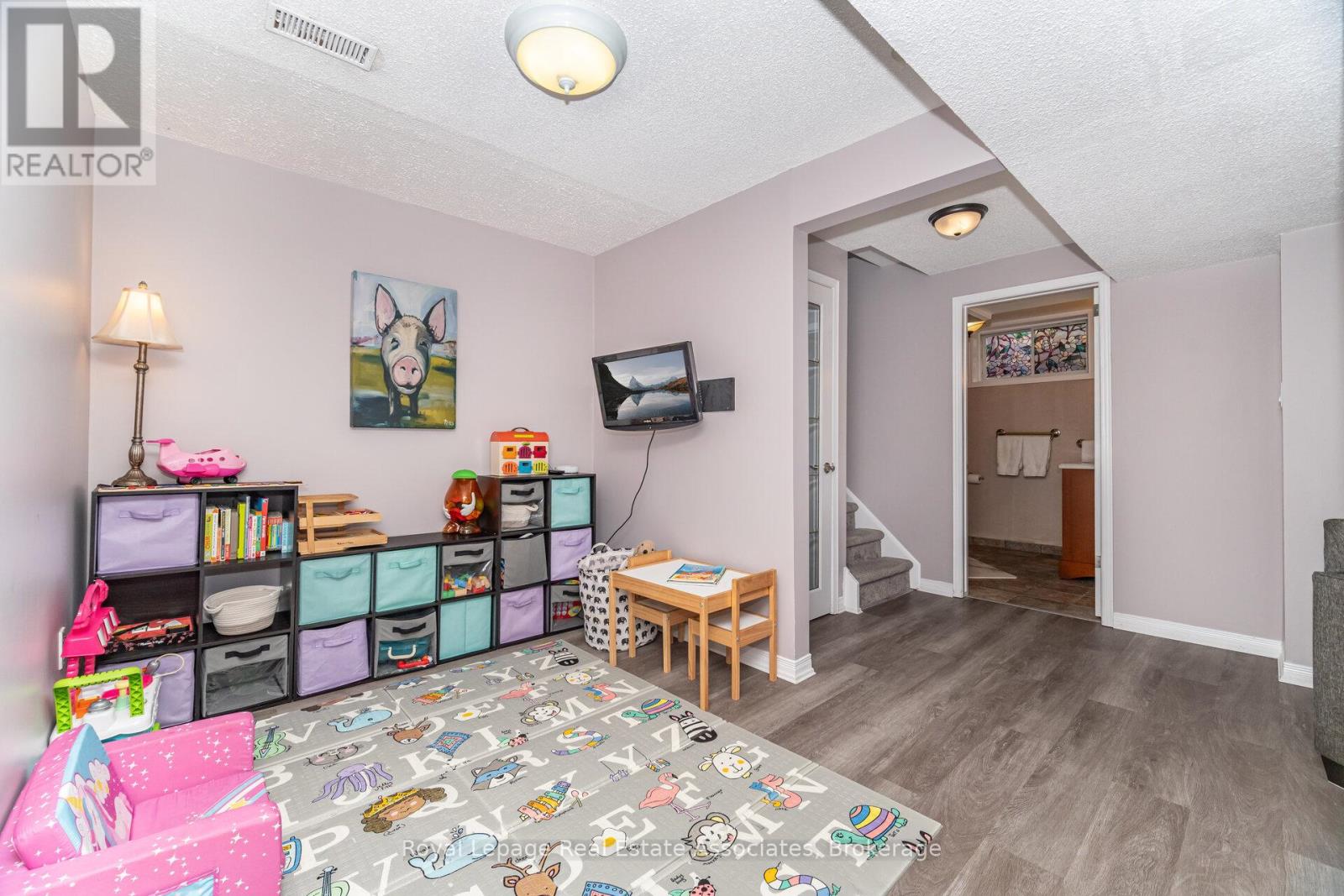 225 Golfwood Drive, Hamilton, Ontario  L9C 7C6 - Photo 33 - X12396473