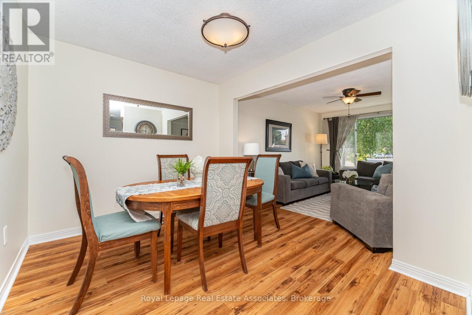 225 Golfwood Drive, Hamilton, Ontario  L9C 7C6 - Photo 9 - X12396473