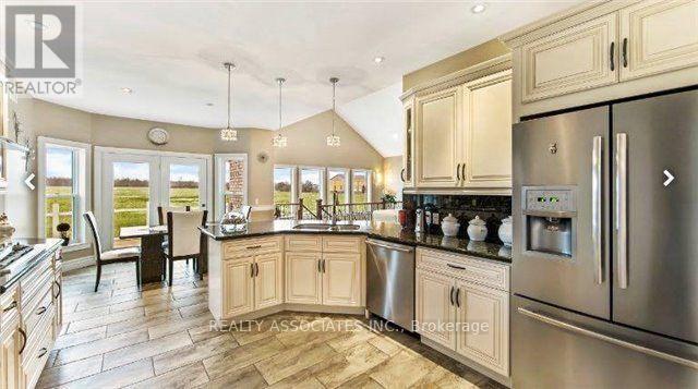 576 Barcovan Beach Road, Quinte West, Ontario  K0K 1L0 - Photo 7 - X12396510