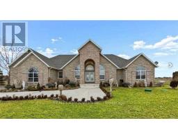 576 BARCOVAN BEACH ROAD, Quinte West, Ontario