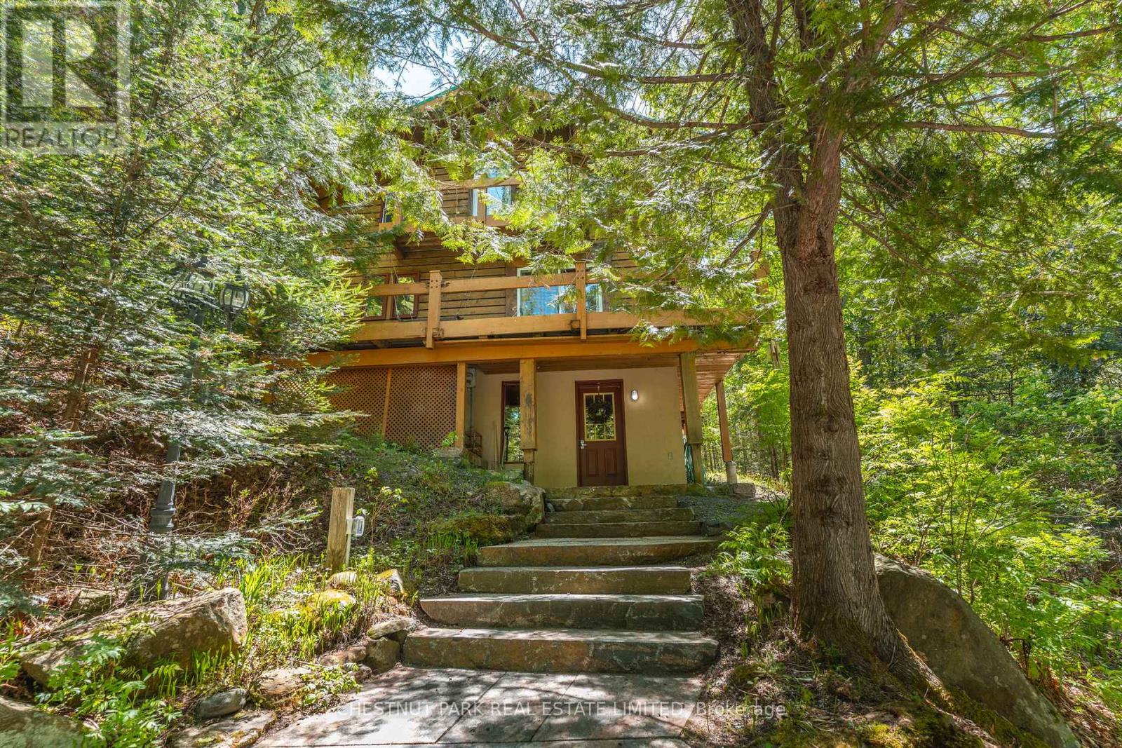 1316 Sir Sam's Road, Dysart Et Al (Guilford), Ontario  K0M 1M0 - Photo 25 - X12396516