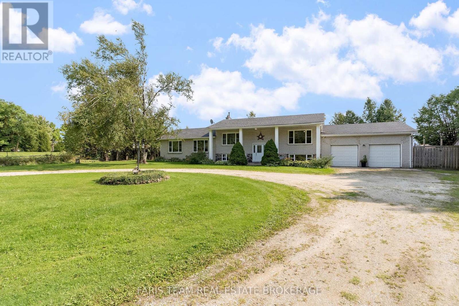307306 Centre Line A, Grey Highlands, Ontario  N0C 1L0 - Photo 2 - X12396588