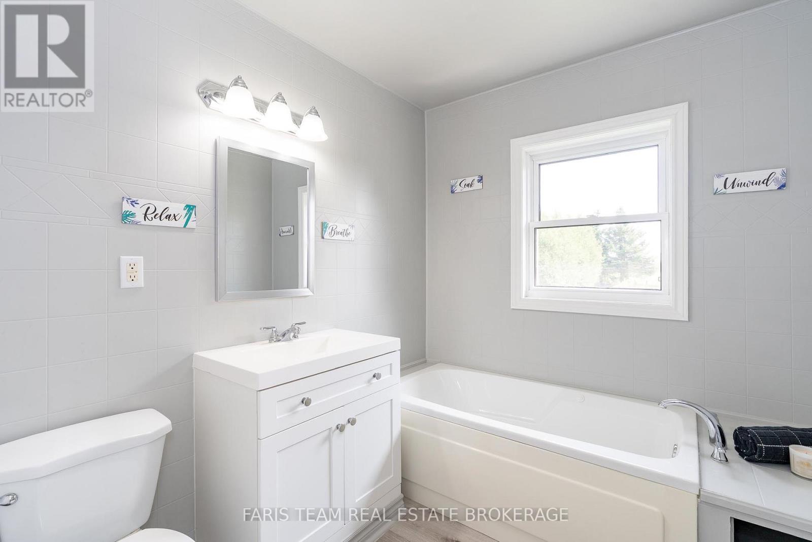 307306 Centre Line A, Grey Highlands, Ontario  N0C 1L0 - Photo 23 - X12396588