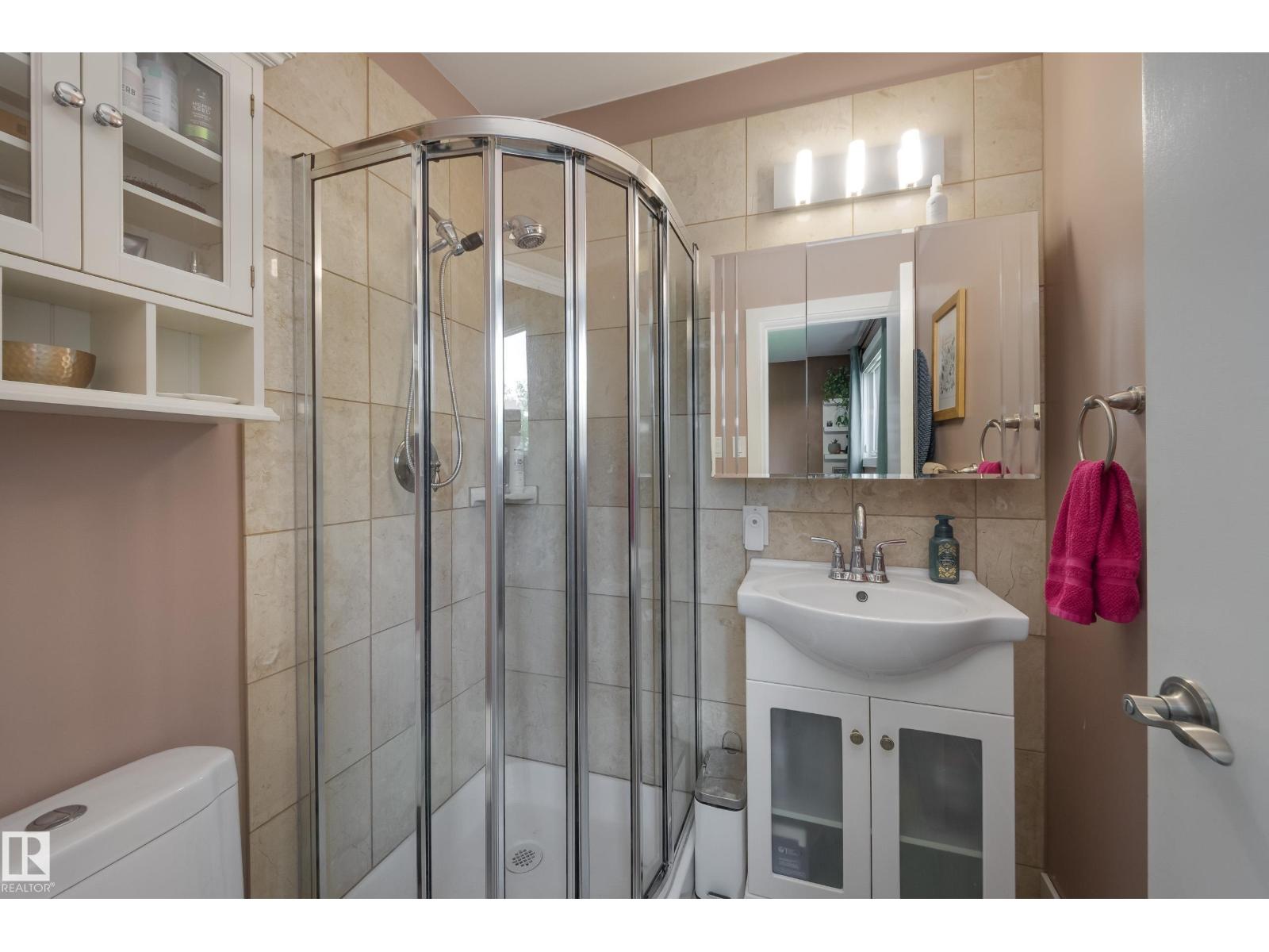 7107 96b Av Nw, Edmonton, Alberta  T6B 1B9 - Photo 16 - E4455866