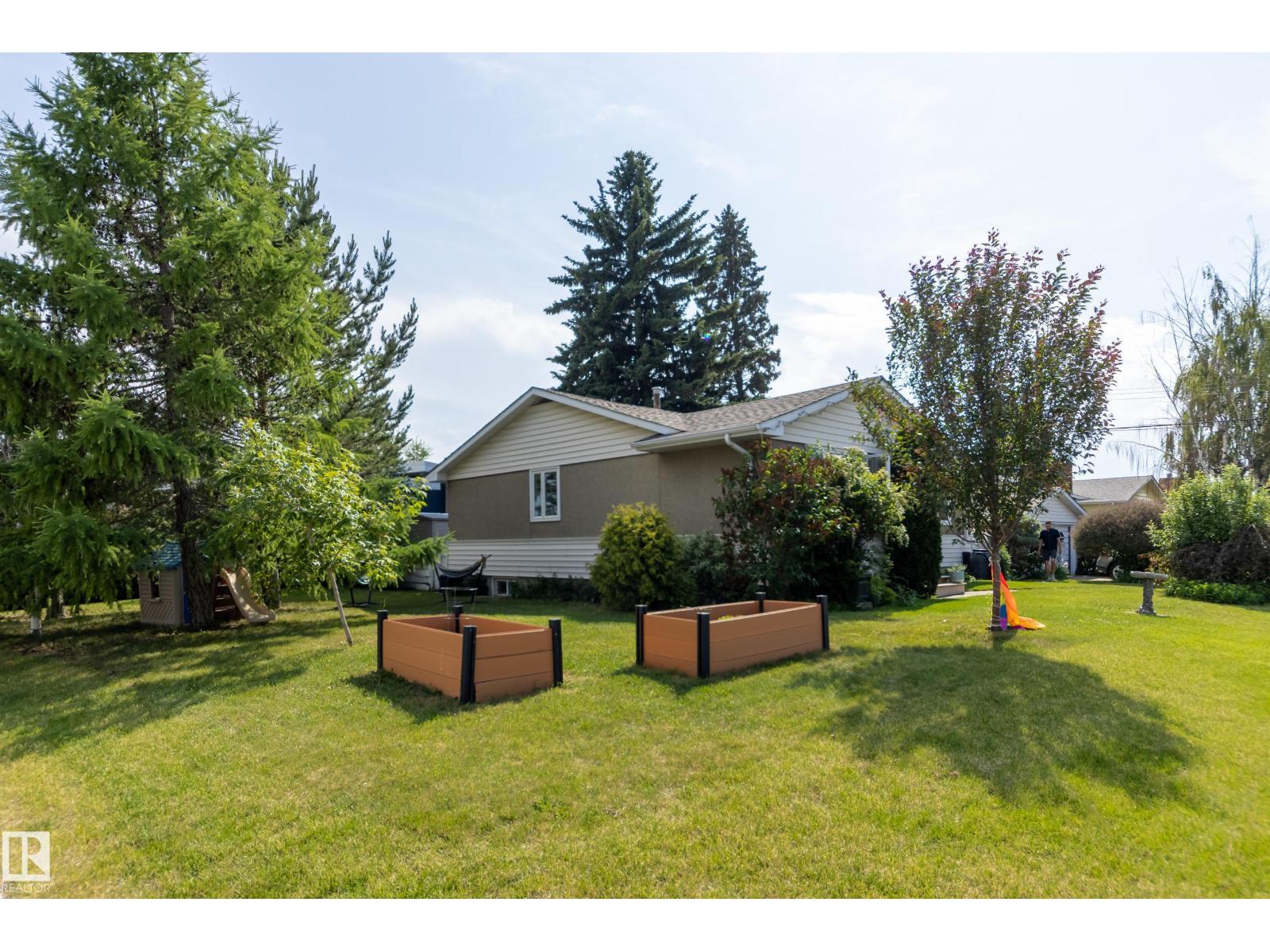 7107 96b Av Nw, Edmonton, Alberta  T6B 1B9 - Photo 4 - E4455866
