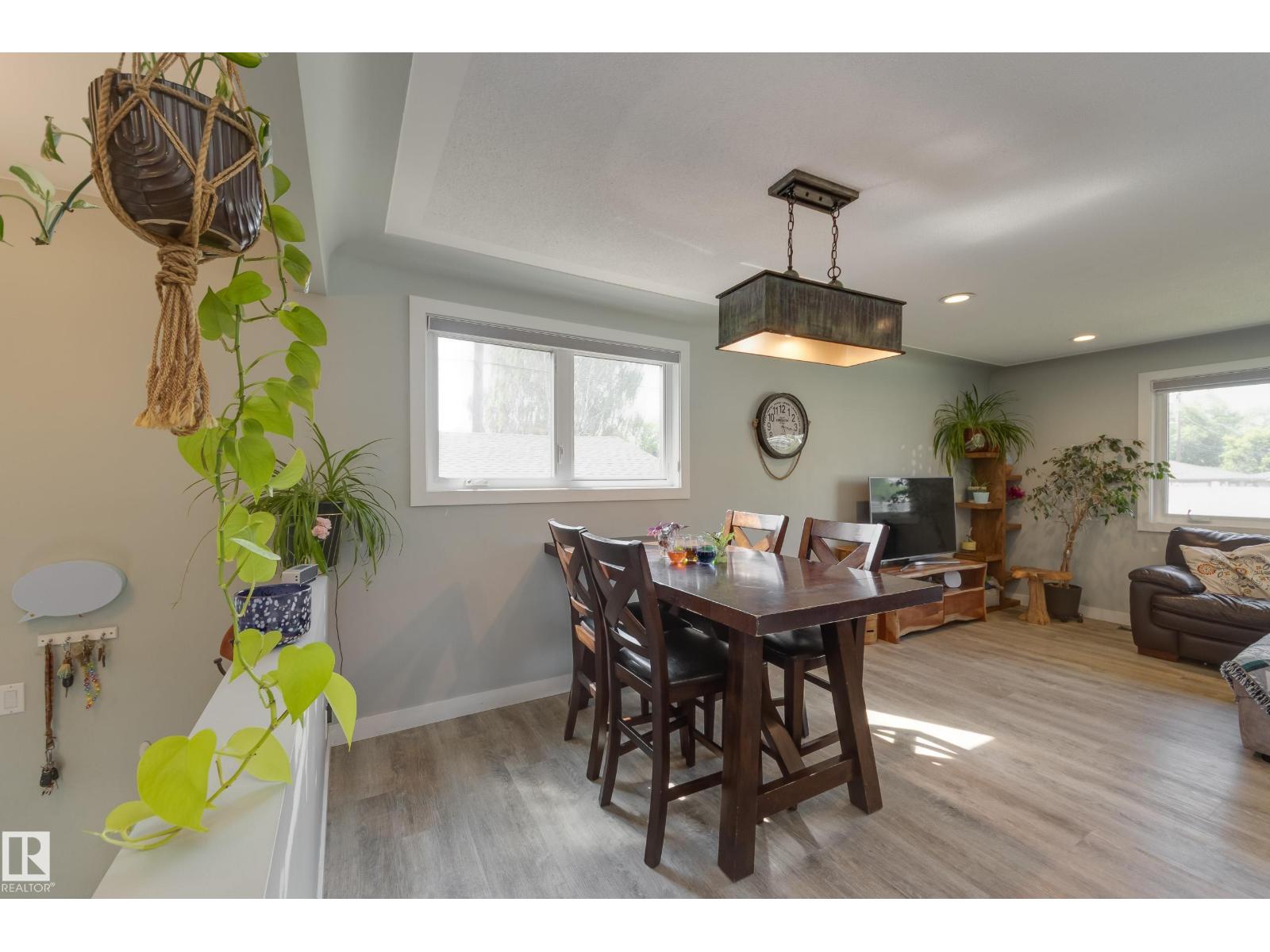 7107 96b Av Nw, Edmonton, Alberta  T6B 1B9 - Photo 8 - E4455866