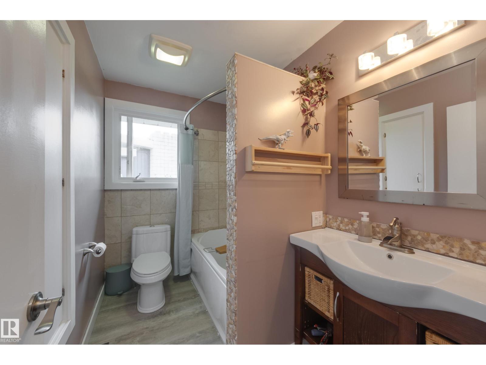 7107 96b Av Nw, Edmonton, Alberta  T6B 1B9 - Photo 13 - E4455866