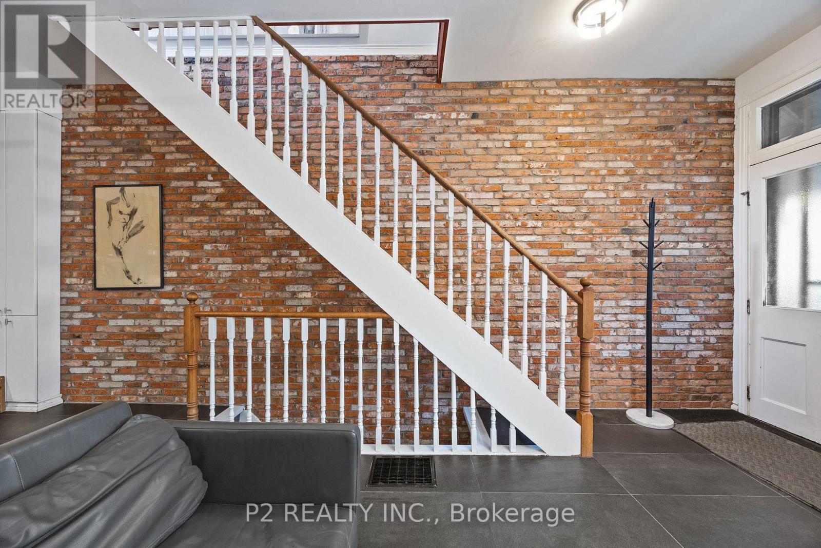 84 London Street, Toronto, Ontario  M6G 1N5 - Photo 10 - C12390119