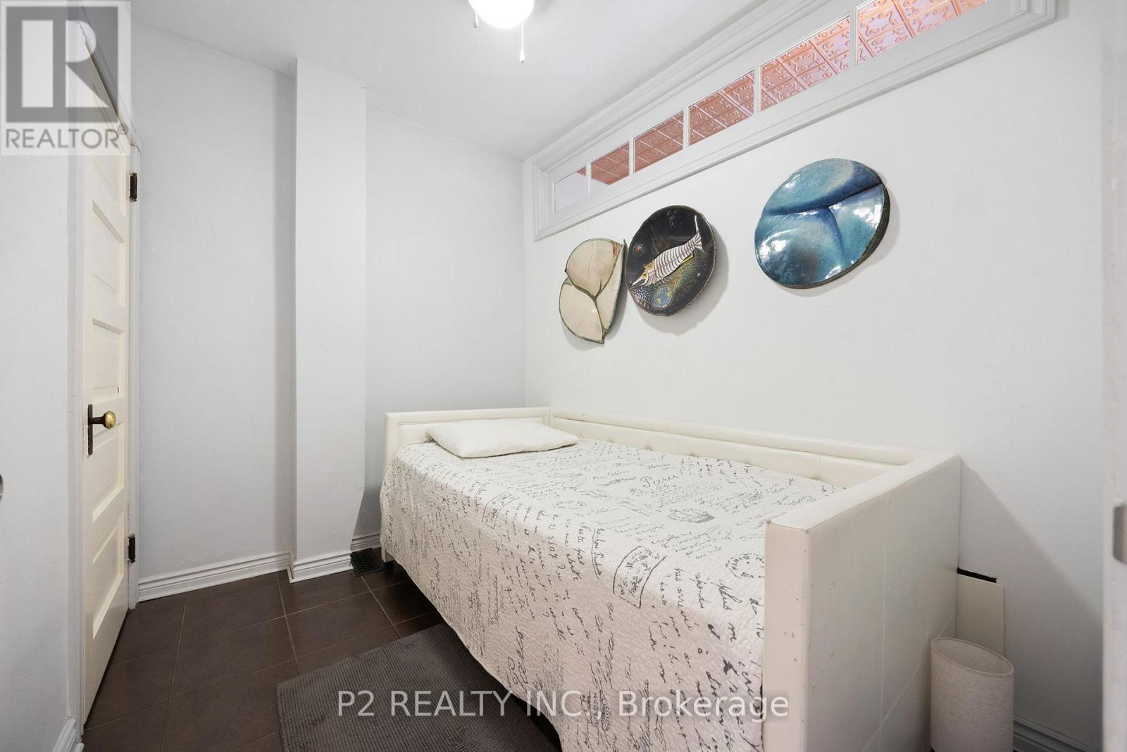 84 London Street, Toronto, Ontario  M6G 1N5 - Photo 19 - C12390119