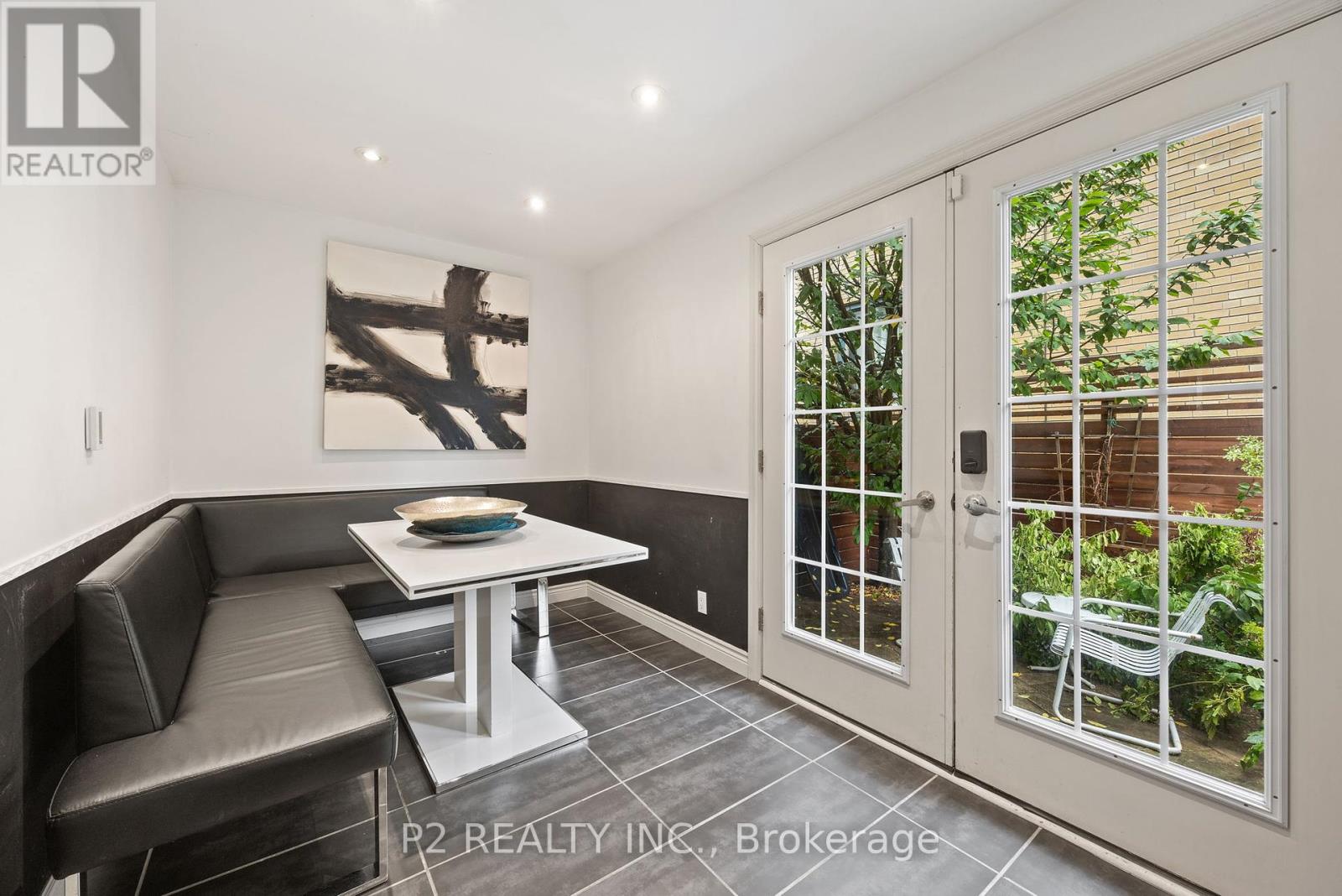 84 London Street, Toronto, Ontario  M6G 1N5 - Photo 14 - C12390119