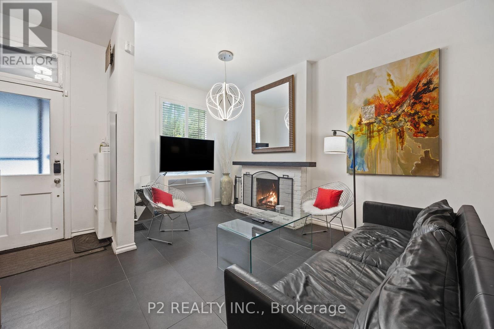 Property at 84 LONDON STREET image 3