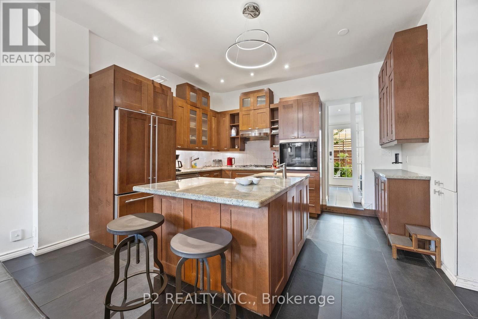 84 London Street, Toronto, Ontario  M6G 1N5 - Photo 6 - C12390119