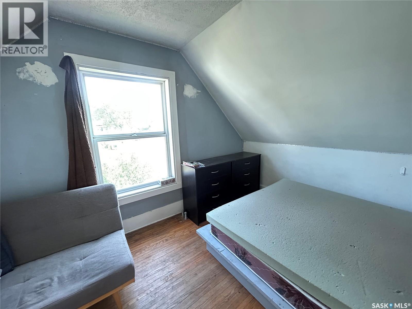 1402 2nd Street, Estevan, Saskatchewan  S4A 0M6 - Photo 28 - SK017948
