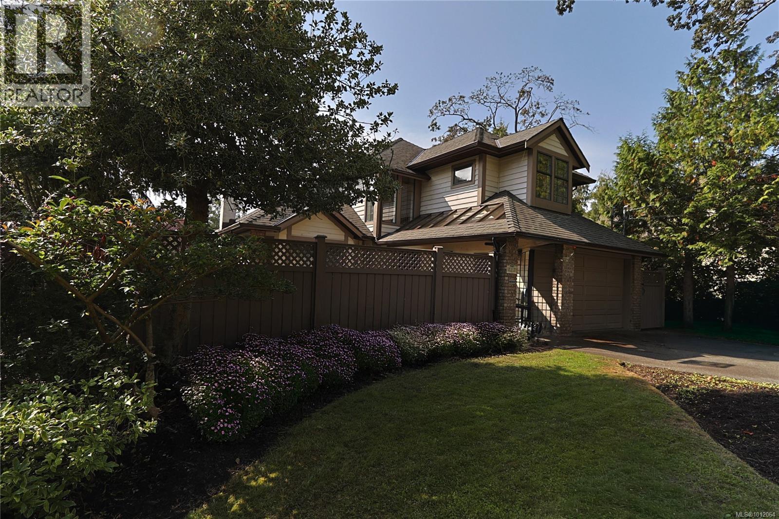 Property at 2317 Windsor Rd image 4