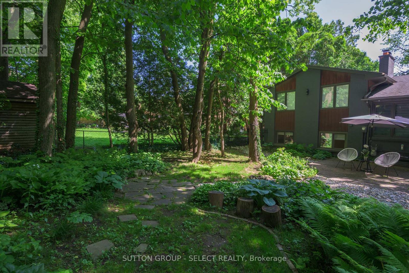 1625 Hillside Drive, London North (North A), Ontario  N6G 2R1 - Photo 44 - X12395771