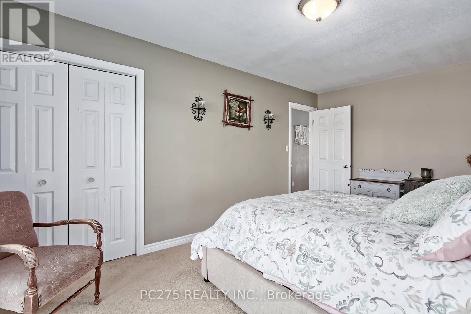 254 South Street, Southwest Middlesex, Ontario  N0L 1M0 - Photo 13 - X12396885