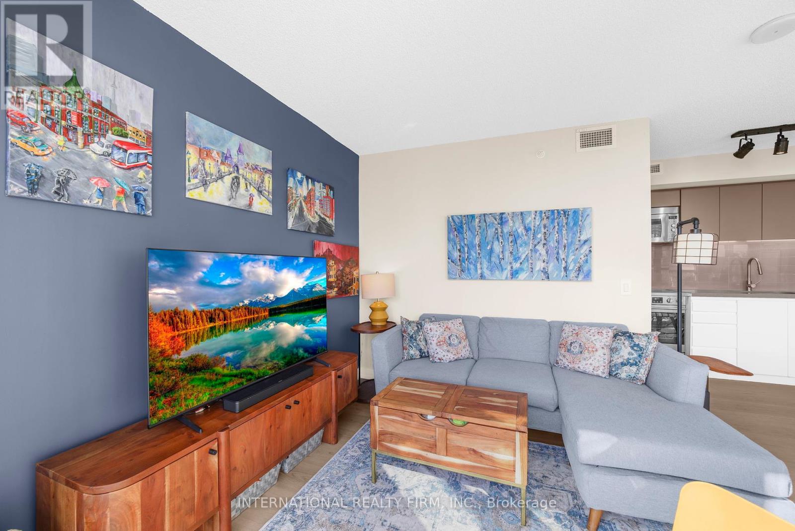 2112 - 85 Queens Wharf Road, Toronto (Waterfront Communities), Ontario  M5V 0J9 - Photo 7 - C12396674