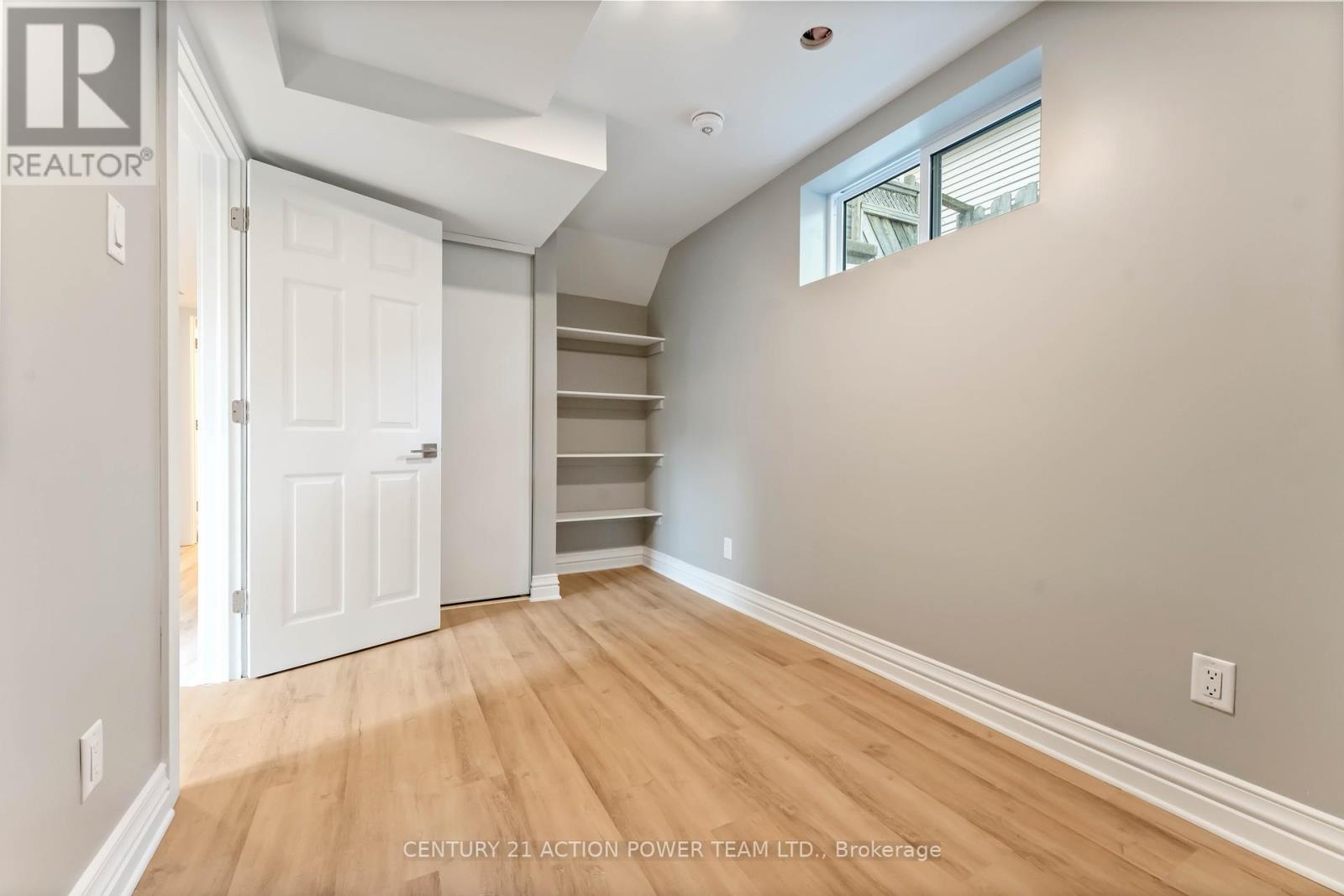 B - 427 Grassland Terrace, Ottawa, Ontario  K1E 2S1 - Photo 18 - X12396897